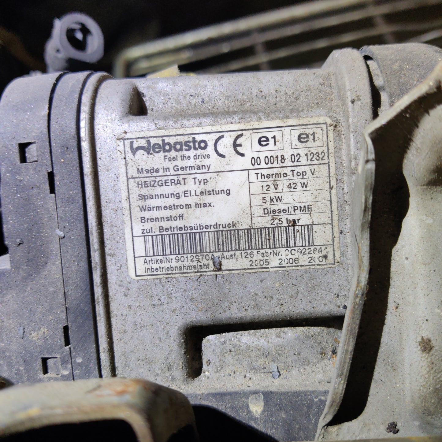 Webasto / Pysäköintilämmitysjärjestelmä Diesel, VW Passat Sedan 1.9 TDI 2005, 000018021232