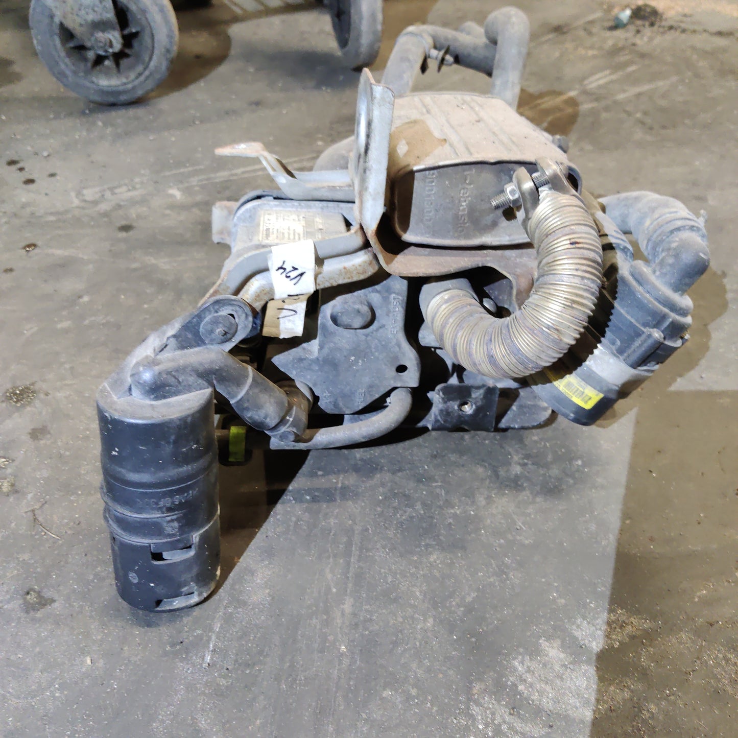 Webasto / Pysäköintilämmitysjärjestelmä Diesel, VW Passat Sedan 1.9 TDI 2005, 000018021232