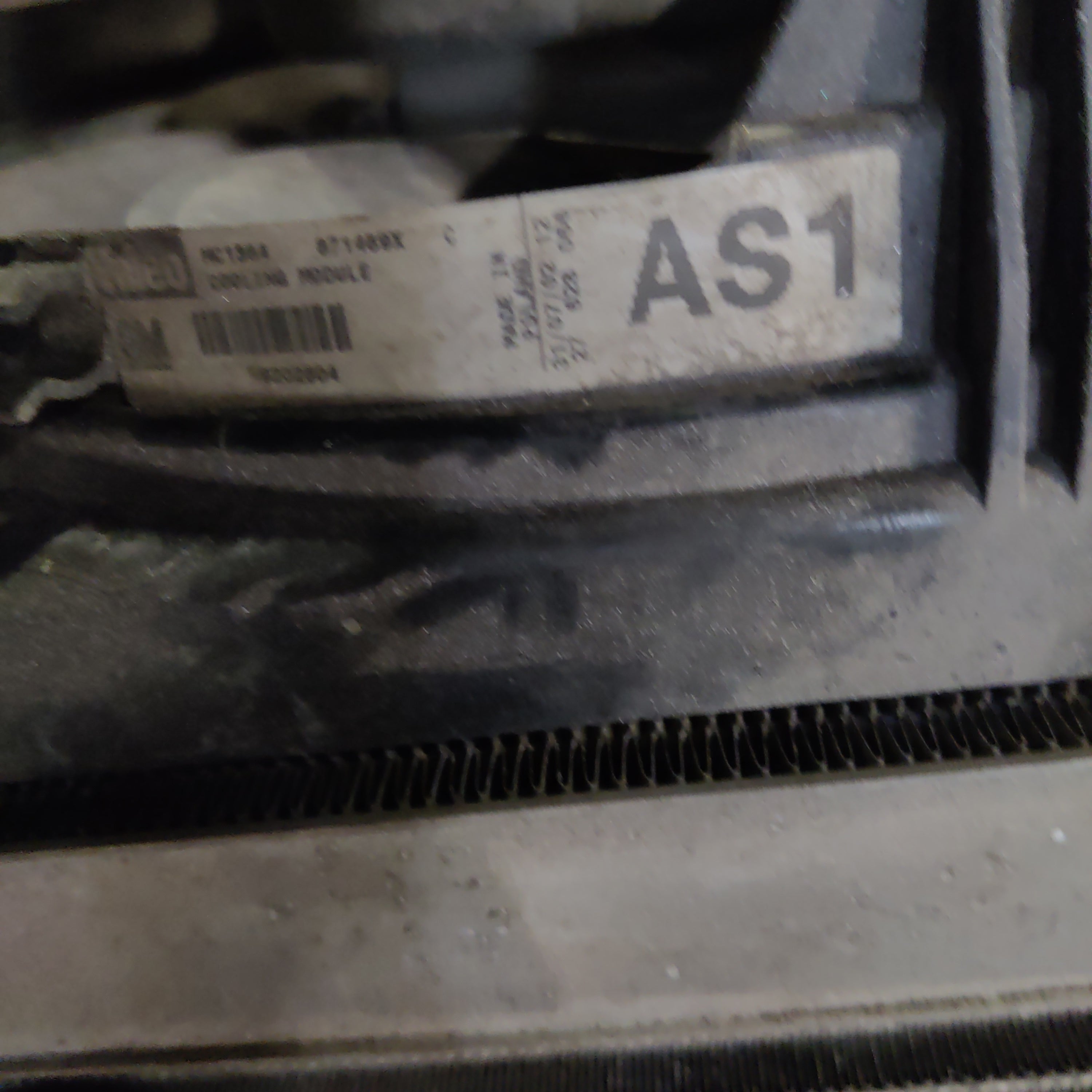 Jäähdytin, Valeo ja jäähdyttimen tuuletin, Opel Vectra C 1.6 Farmari 2008, CA1258, 871832Z, GM24418362, MC1384, 8671469X