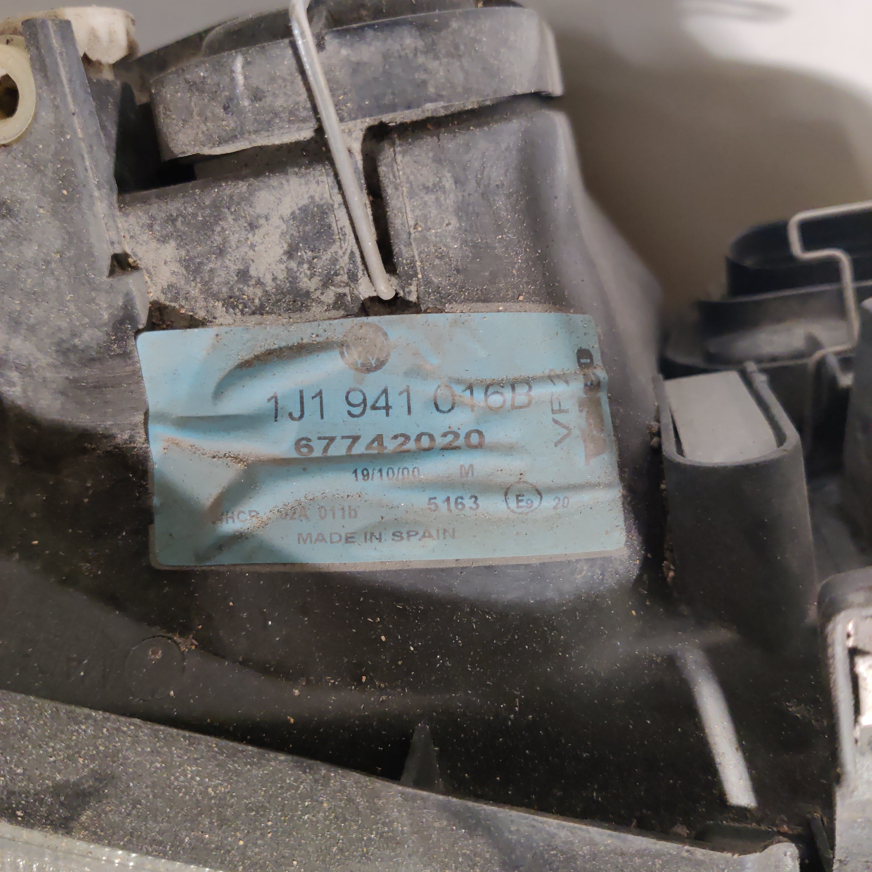Ajovalo oikea VW Golf IV 1998-2002, 1J1941016B