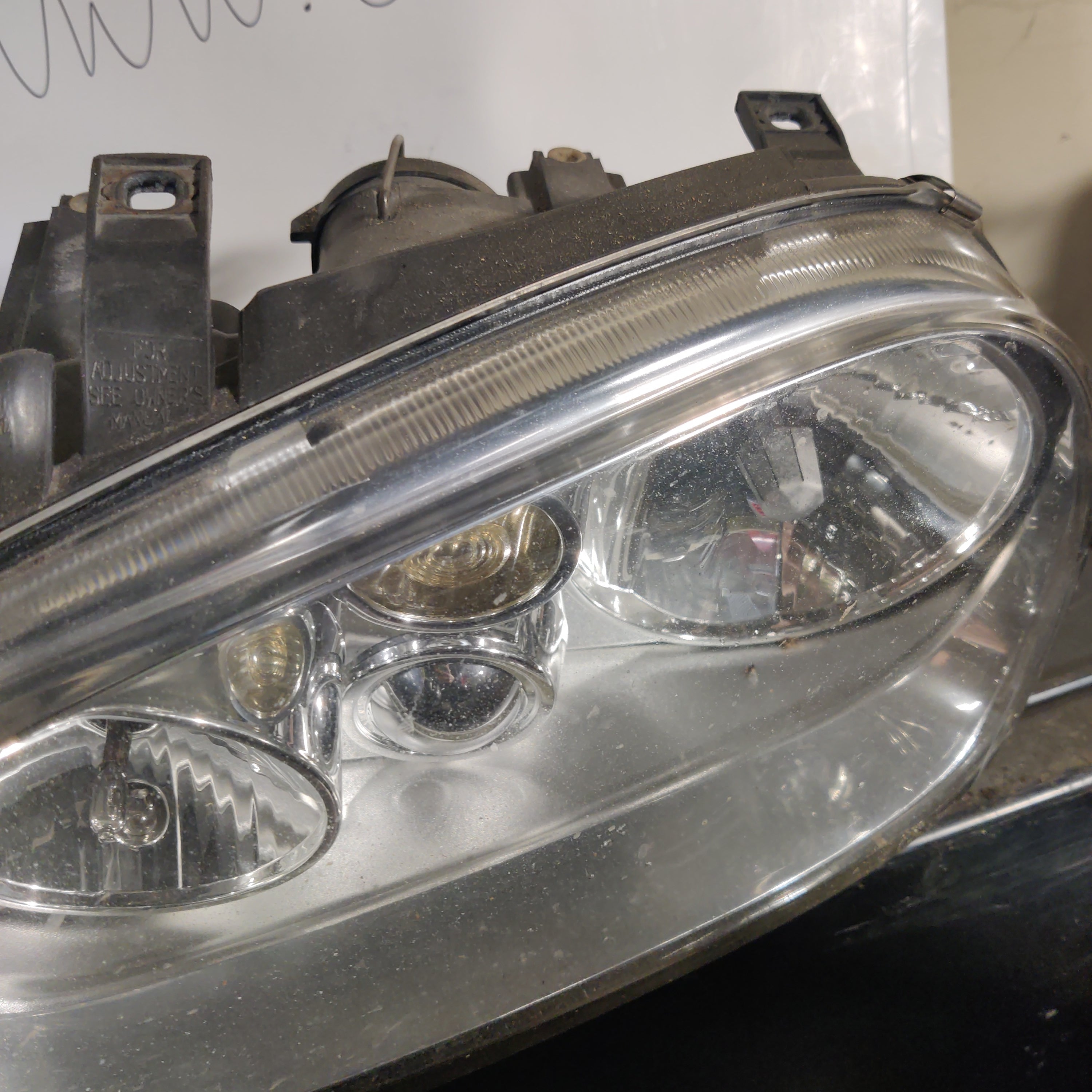 Ajovalo vasen VW Golf IV 150145-00