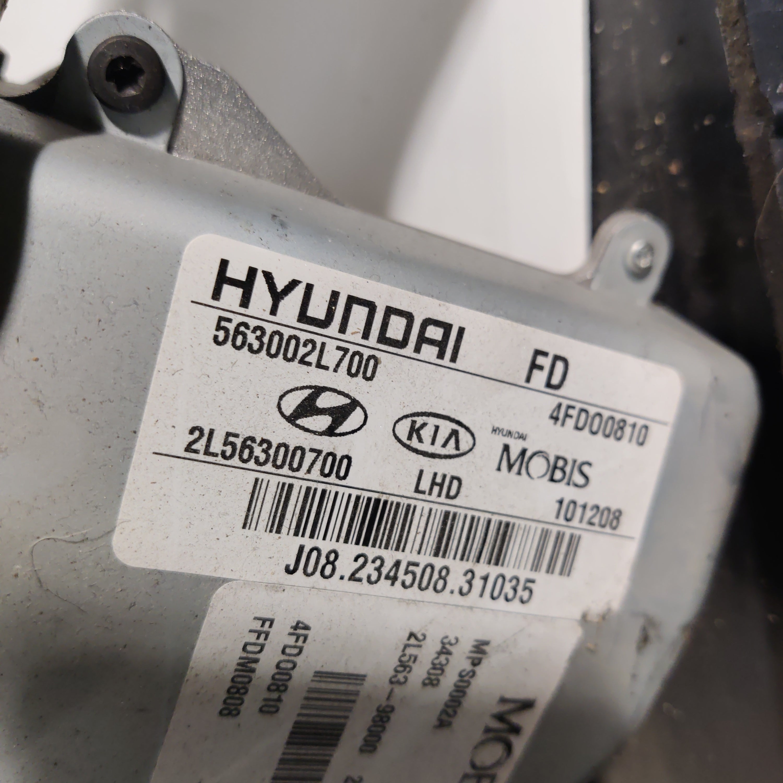 Ohjauspyöräakseli, Hyundai i30 cw 1.6 Farmari 2009, 2L56300700