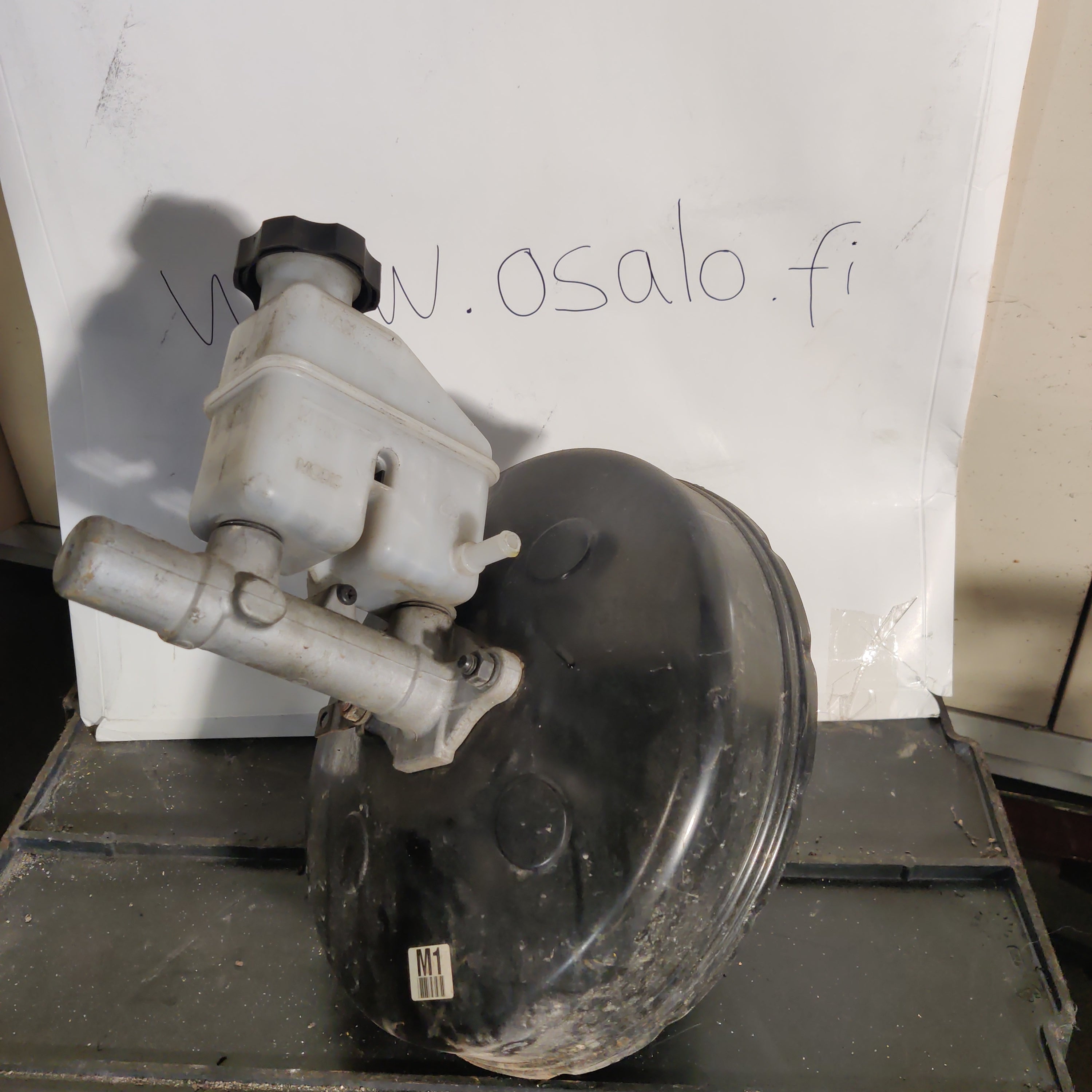 Jarrutehostin, Hyundai i30 cw 1.6 Farmari 2009, 58500-1H000