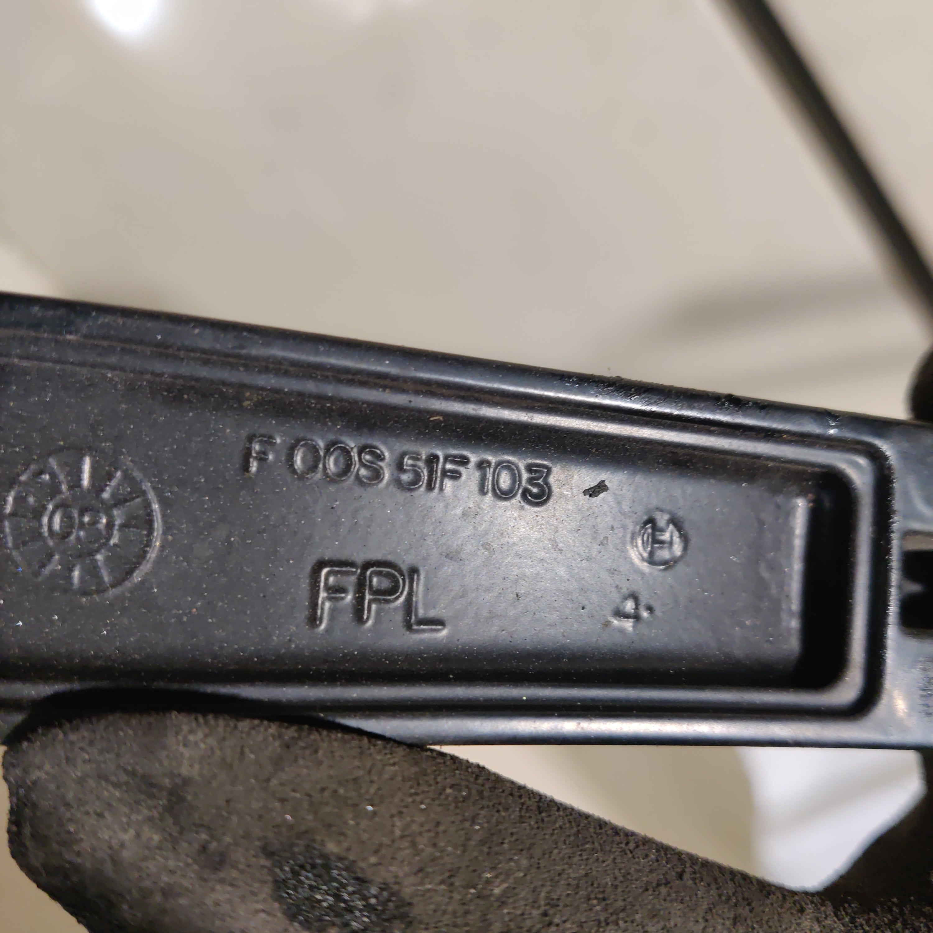 Pyyhkijän varsi ja sulka oikea, Hyundai i30 cw 1.6 Farmari 2009, F00S51F103