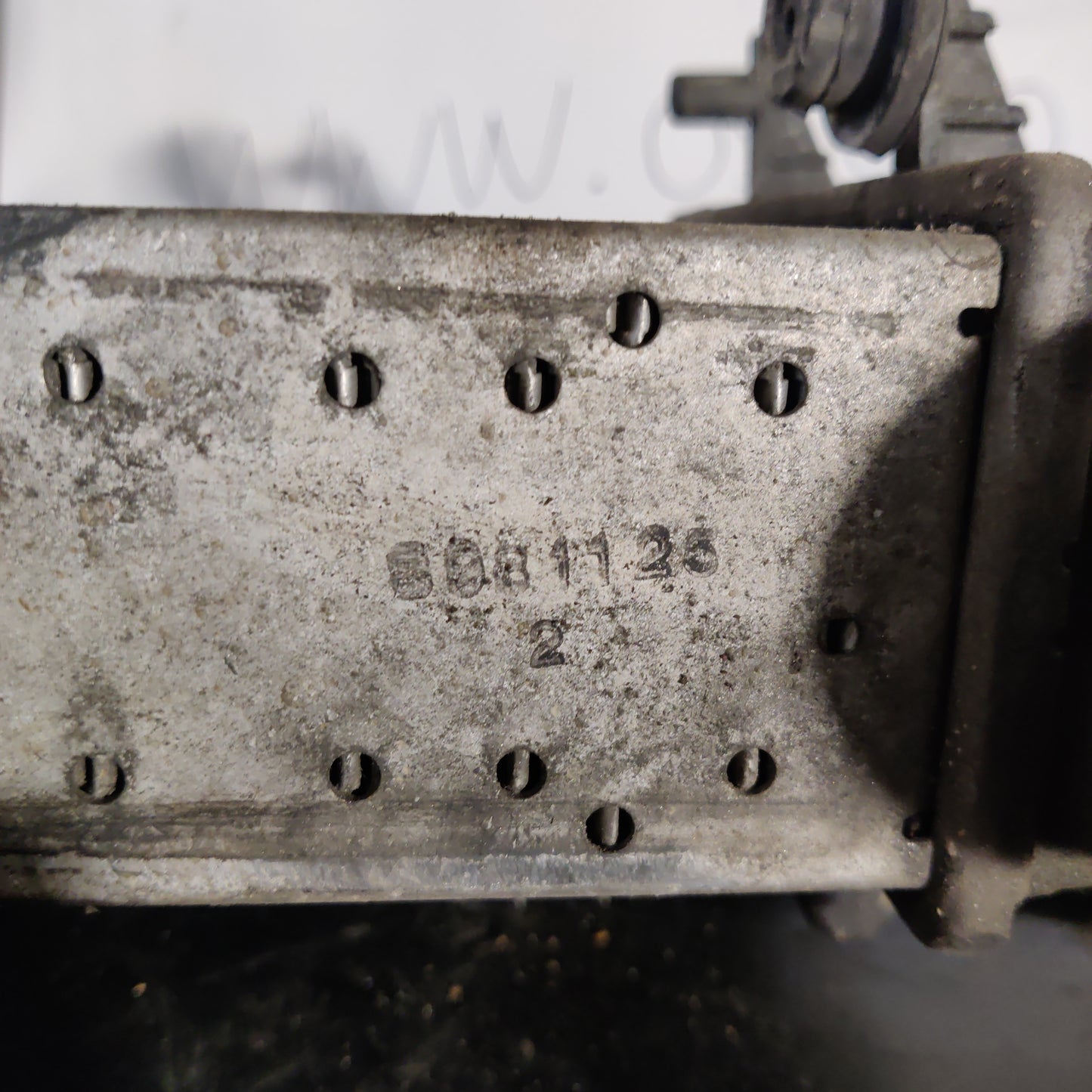 Välijäähdytin, Vw Passat 2001, 058145805A
