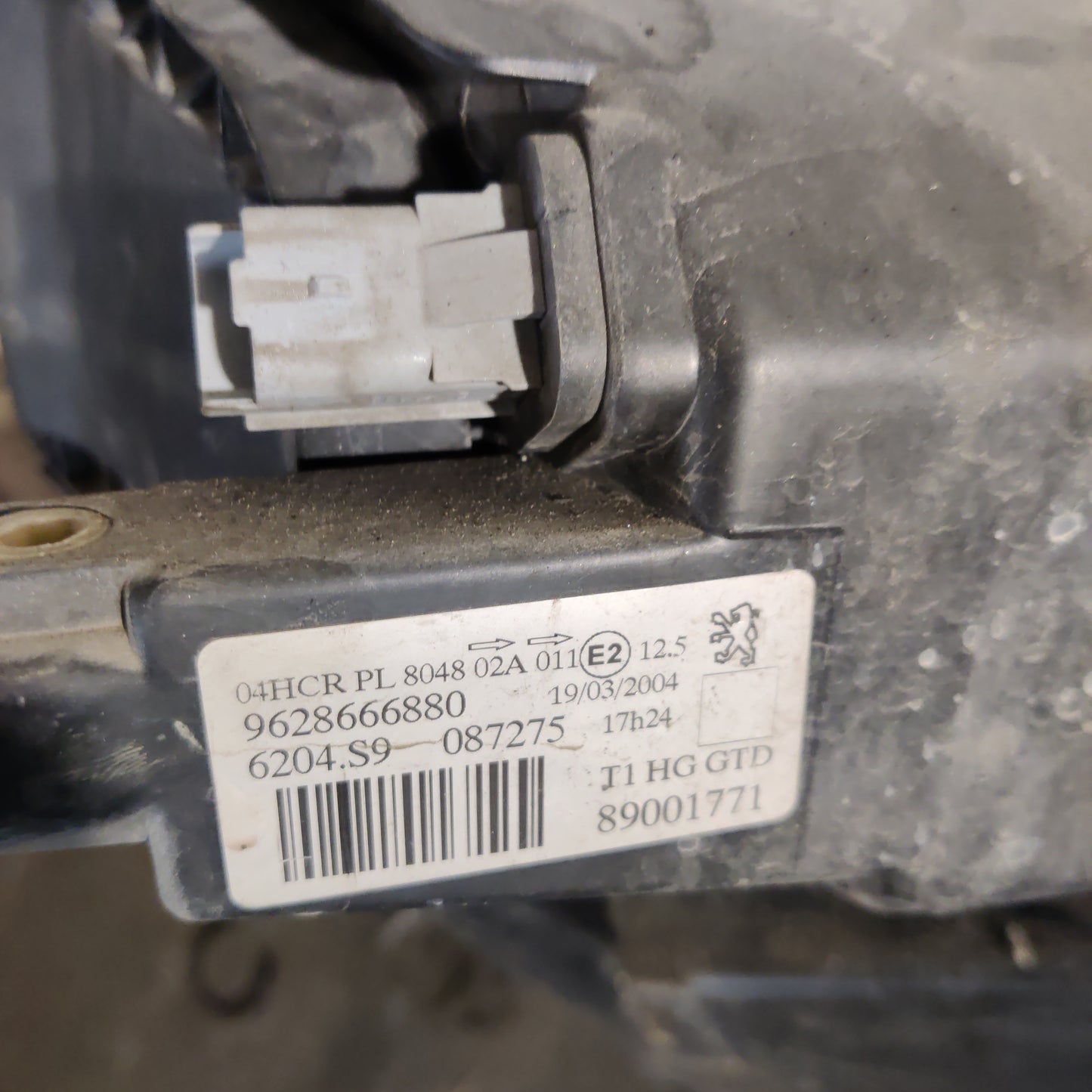 Ajovalo, vasen Peugeot 4D 206 HATCHBACK 1.4, 9628666880