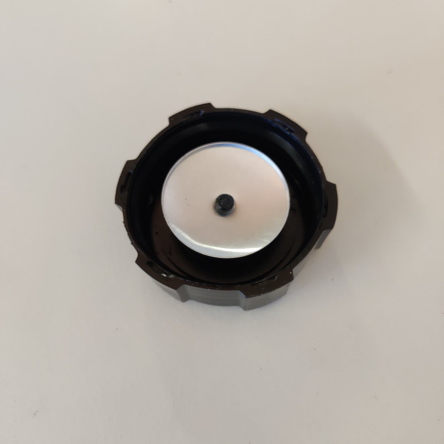 Polttoainetankin korkki B&S Max- ja Quantum-sarjan moottorit, 07-304, 397974 BBT