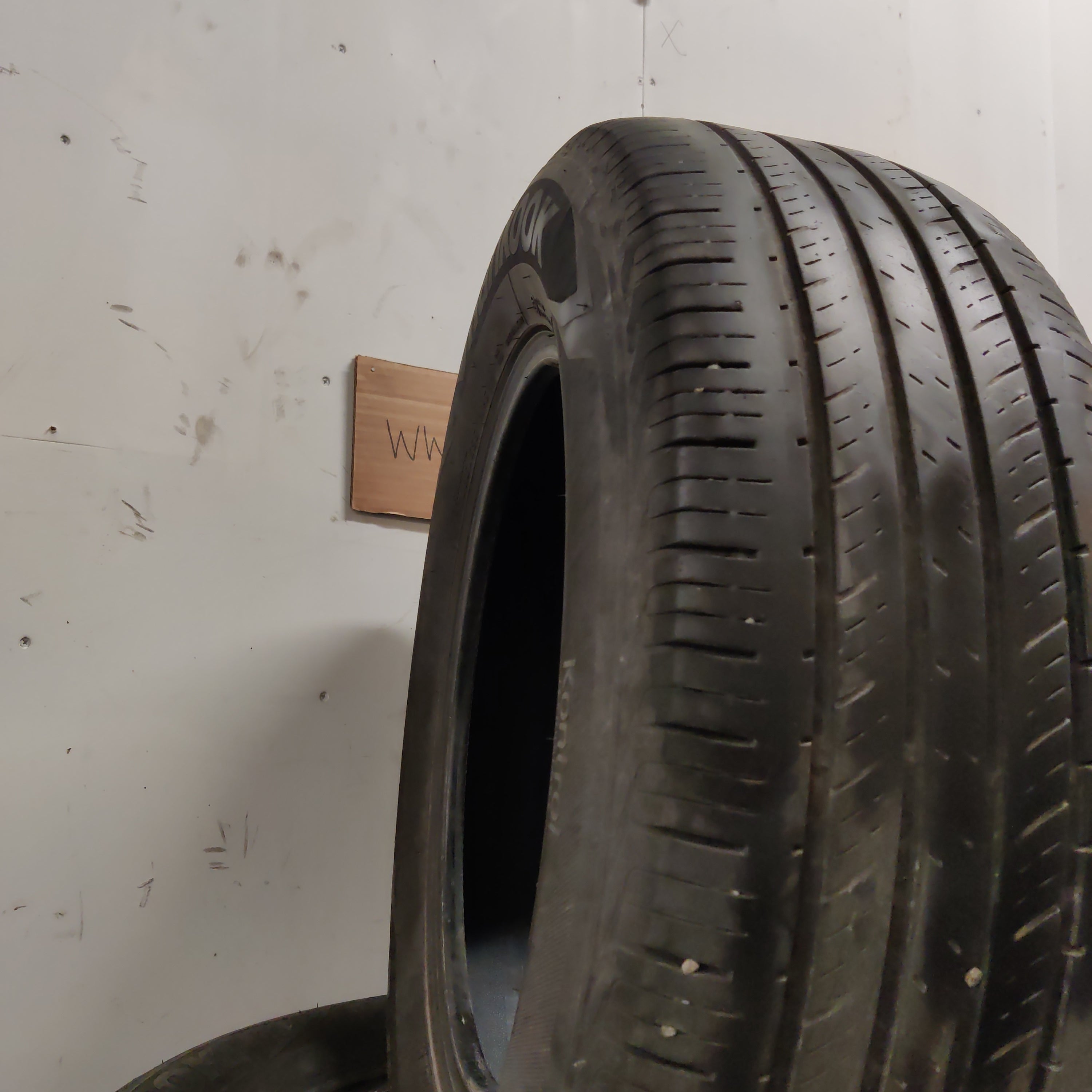 Hankook Dynapro HP2 225/65 R17 102H kesärengassarja KÄYTETTY