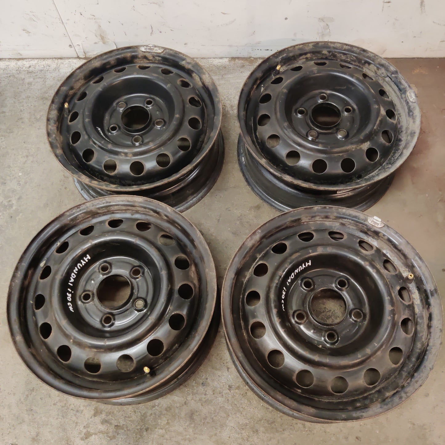 Peltivannesarja Hyundai i30 CW, KBA 43737, 215067, 5x114.3 15"