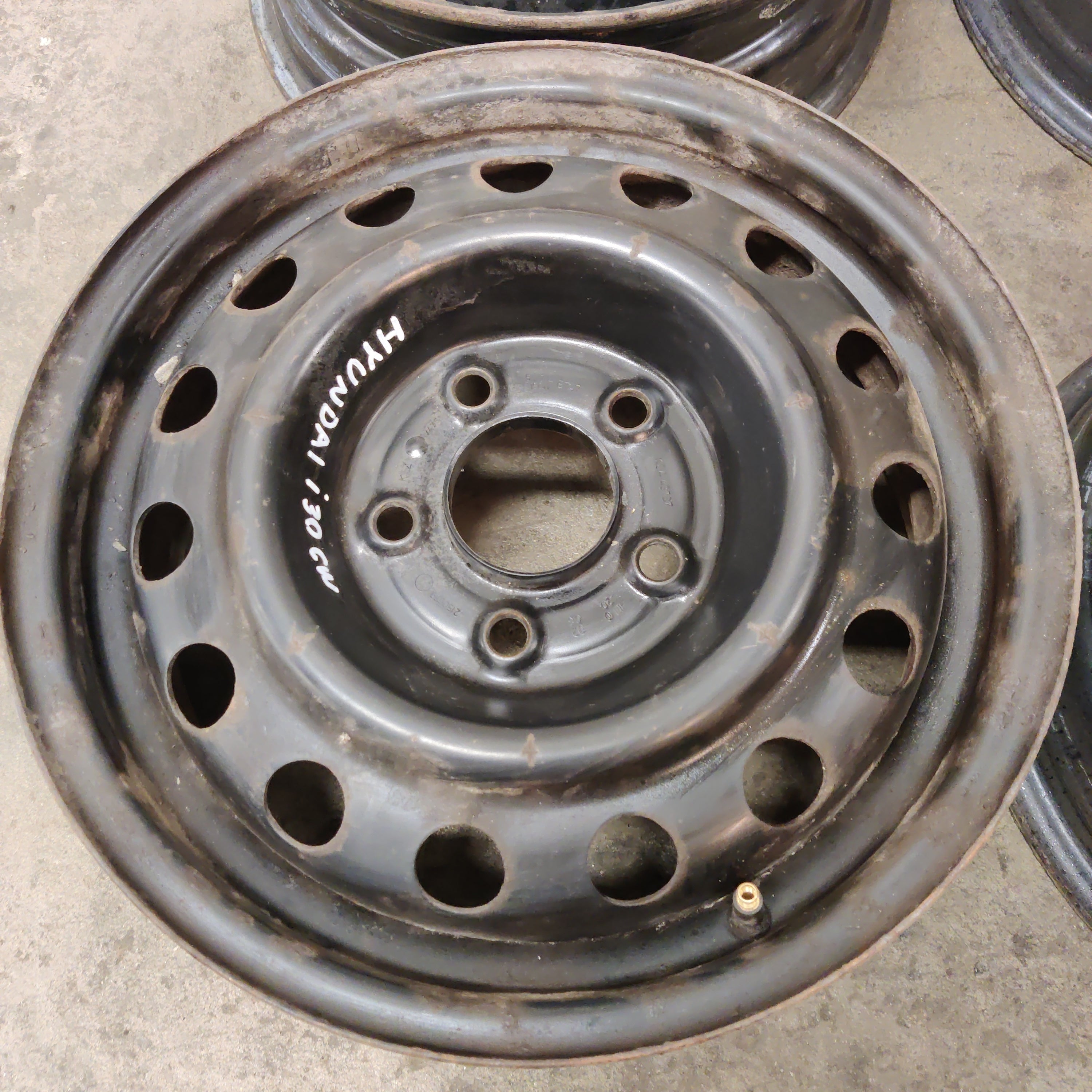 Peltivannesarja Hyundai i30 CW, KBA 43737, 215067, 5x114.3 15"