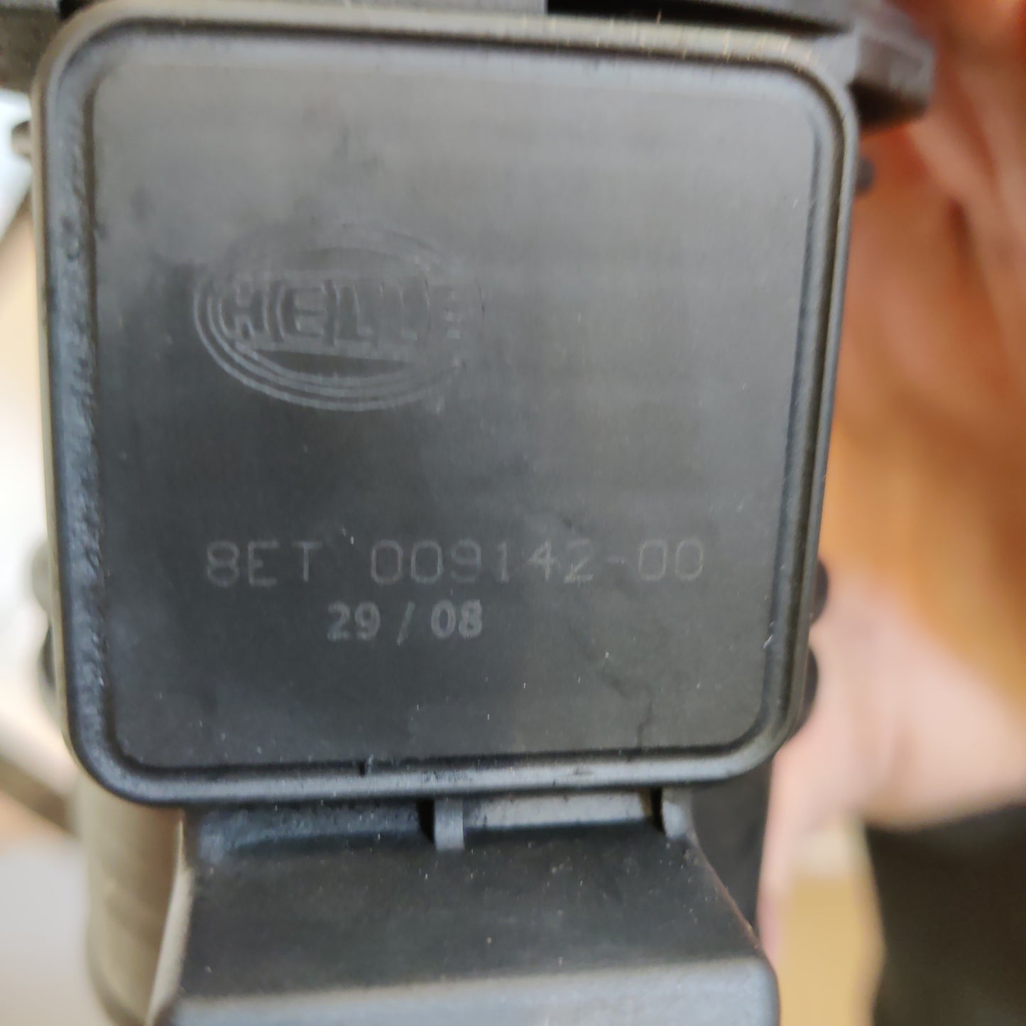 Ilmamassamittari Renault Megane II 2003-2005, 8ET009142-00