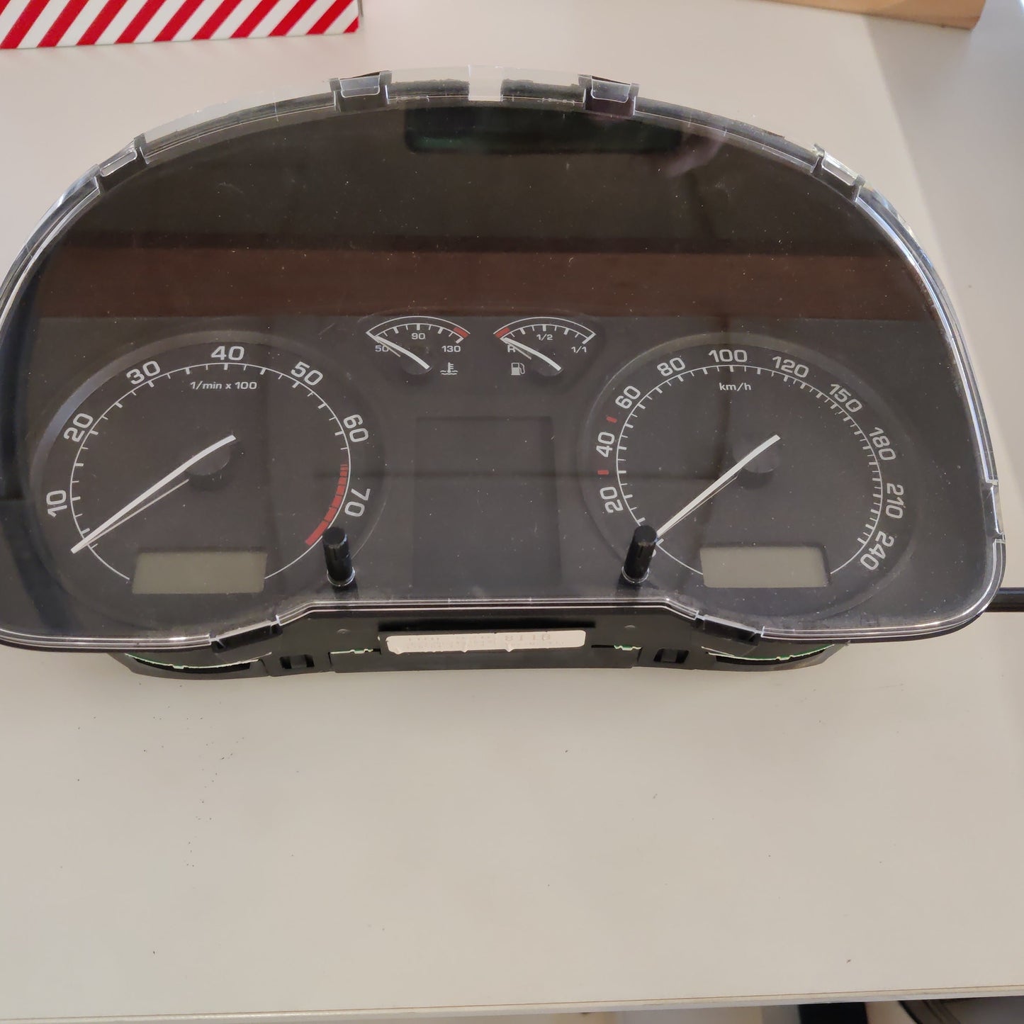 Mittaristo Skoda Octavia I 1.6 bensiini 2004, 1U0 920 811 B 47H
