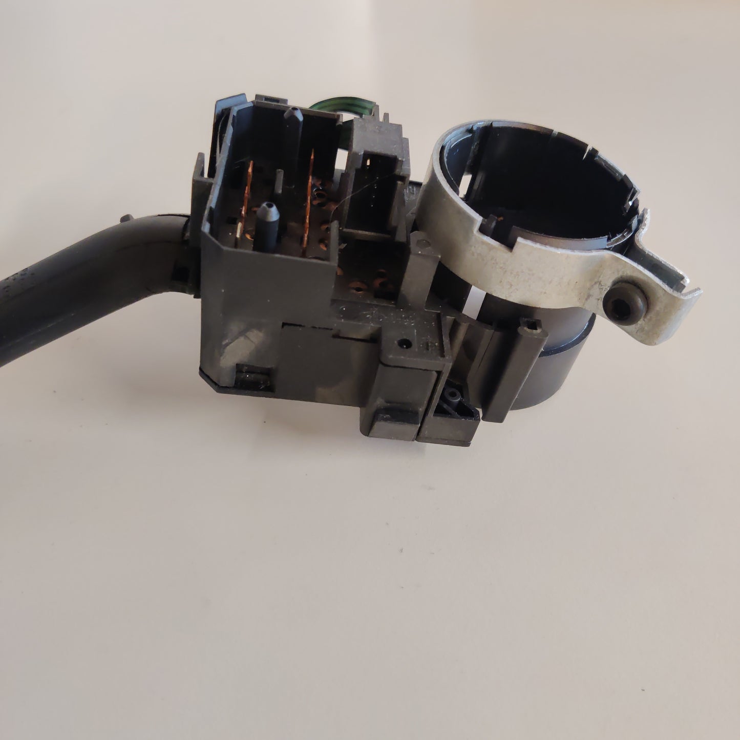 Vilkkukatkaisin Skoda Octavia I 1.6 bensiini 2004 8L0953513J