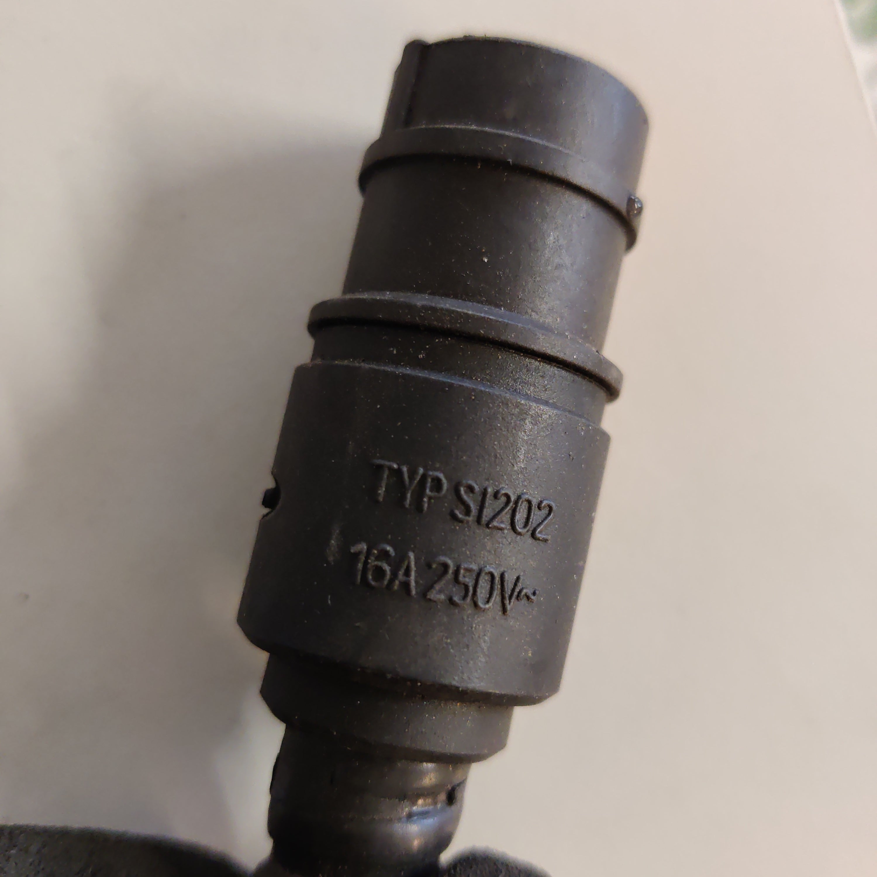 Calix jatkokaapeli 16A 250V 1,5 m SI 202 CX 1762115, KÄYTETTY