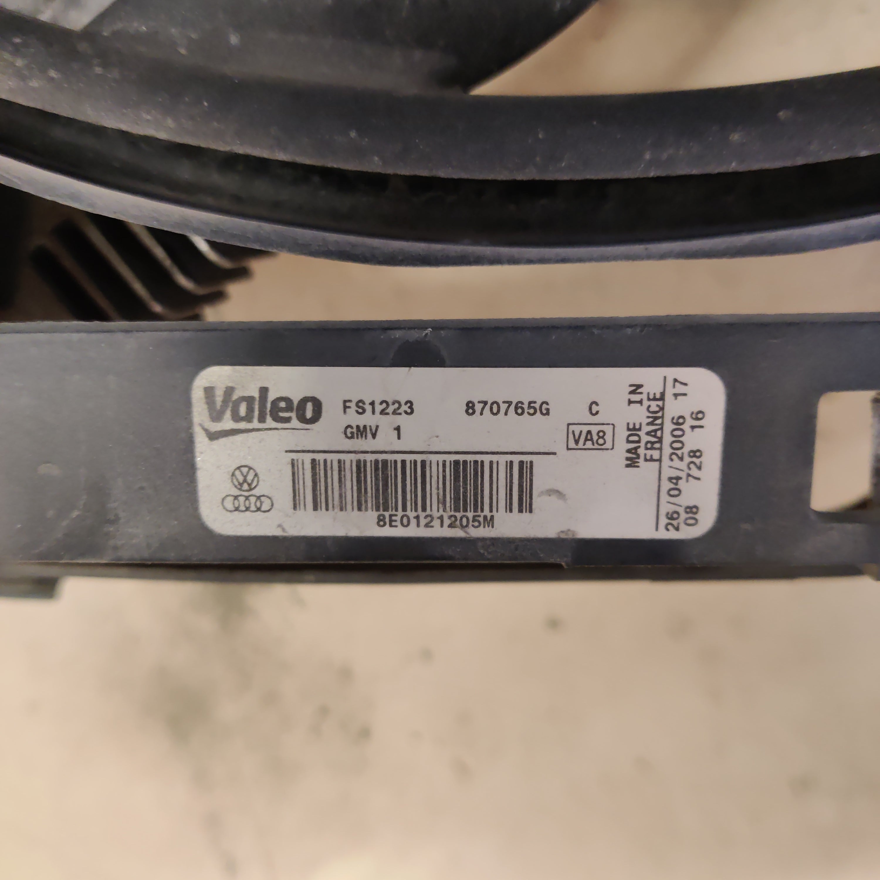 Jäähdyttimen tuuletin sähkö, Valeo Audi A4 B7 Avant 2.0 2007, 8E0121205M, 8E0959501R01