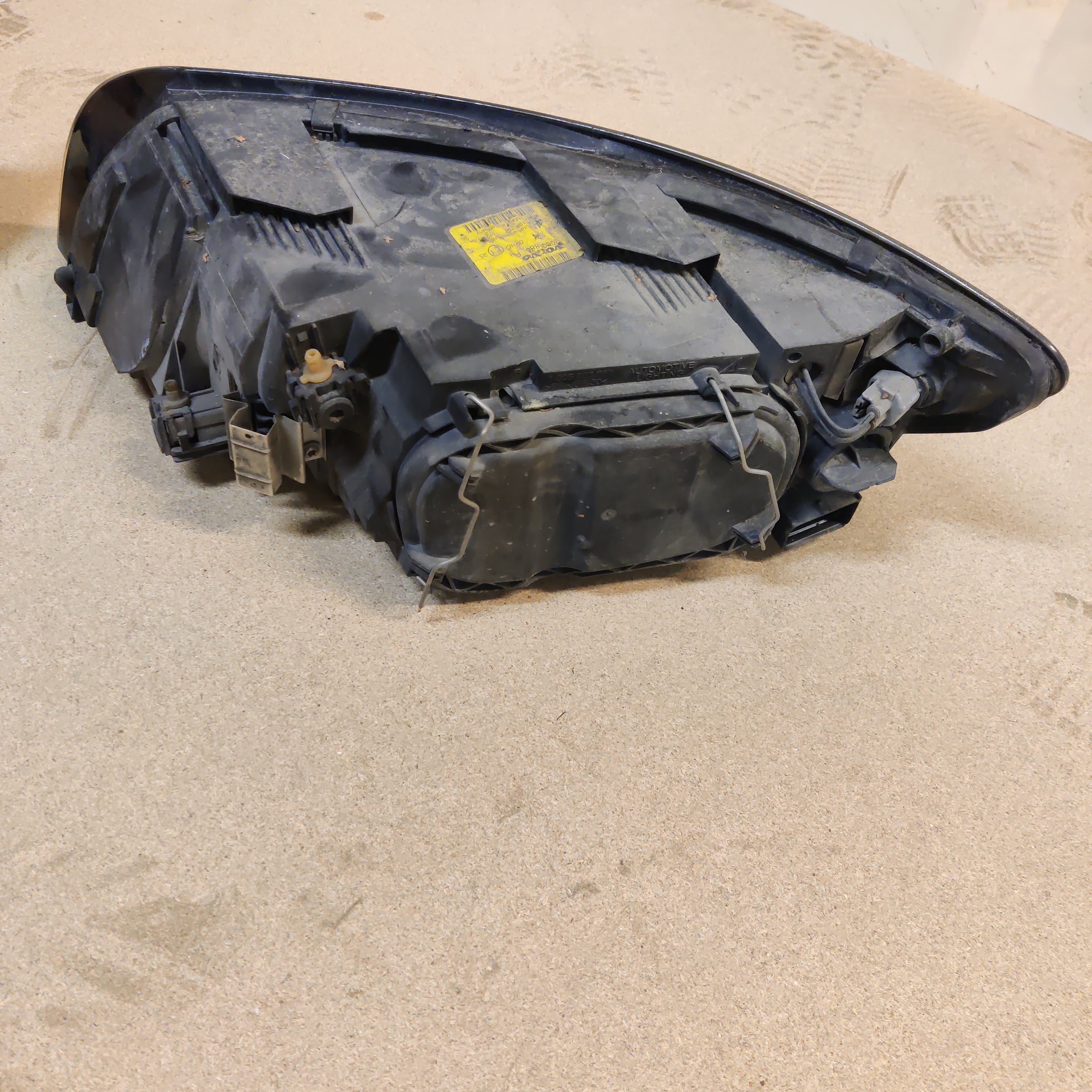 Etuvalo, oikea Volvo V50 1.8 bensa 2004 30698886