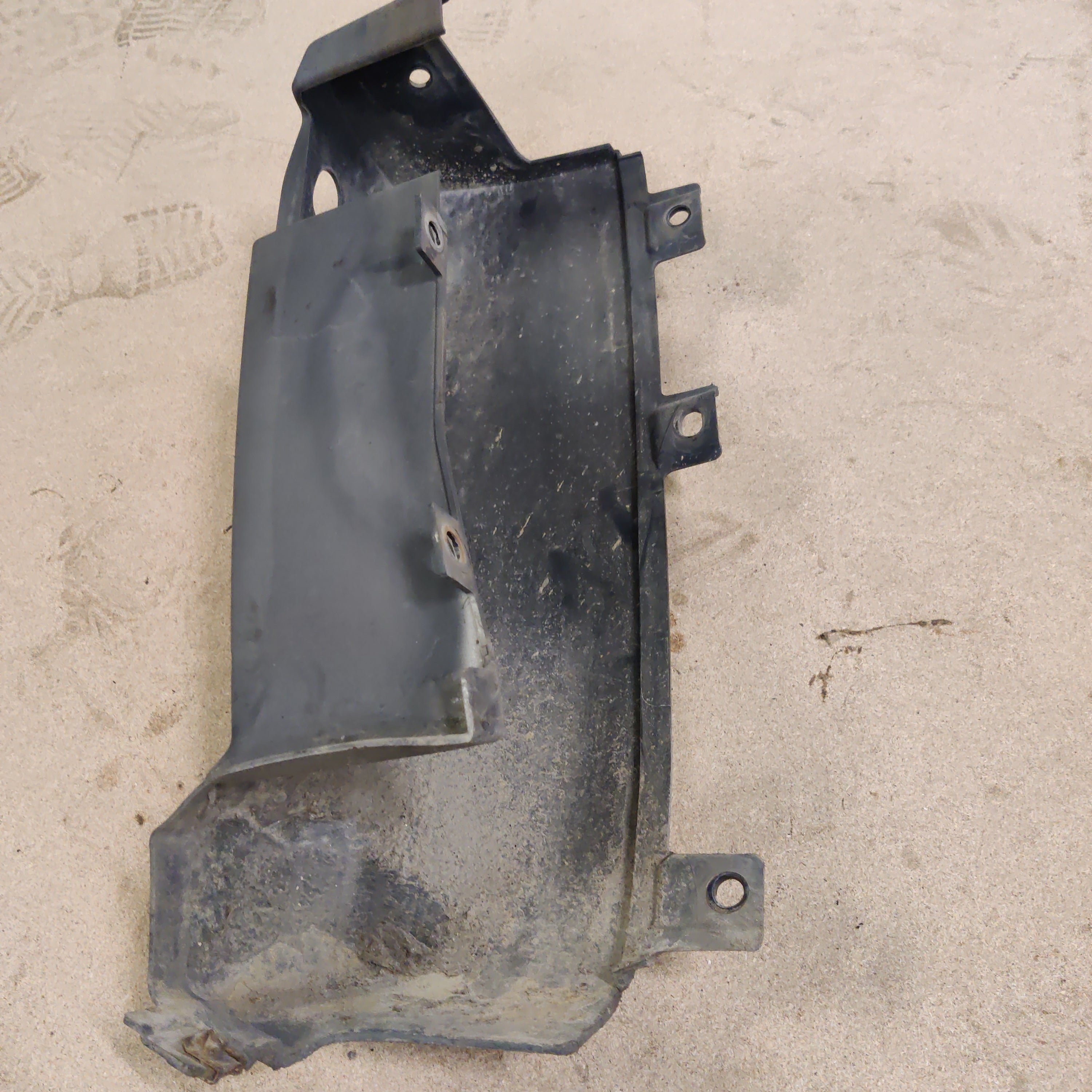 Takapuskurin pää, vasen Citroen Jumper II Bussi 2.2 HDi 100 2010, 1305762070