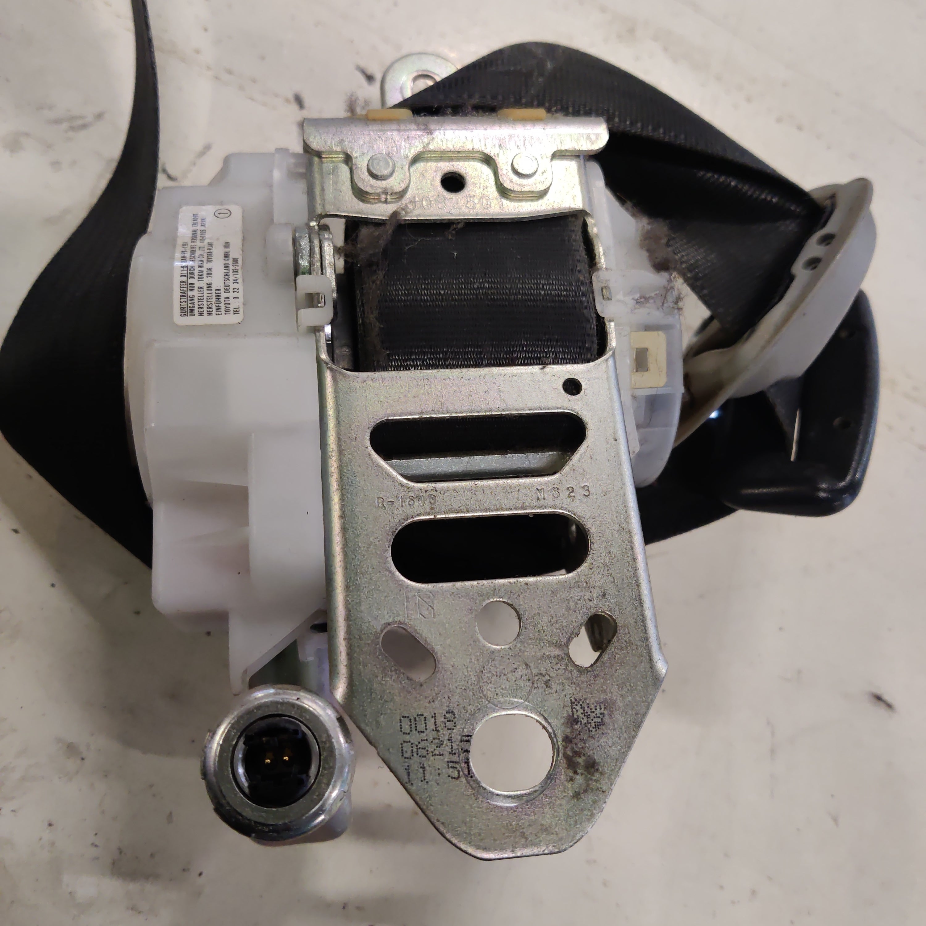 Turvayö oikea, etu Toyota RAV 4 III 2.0 4WD 2006, H073818, 7Q1410-P