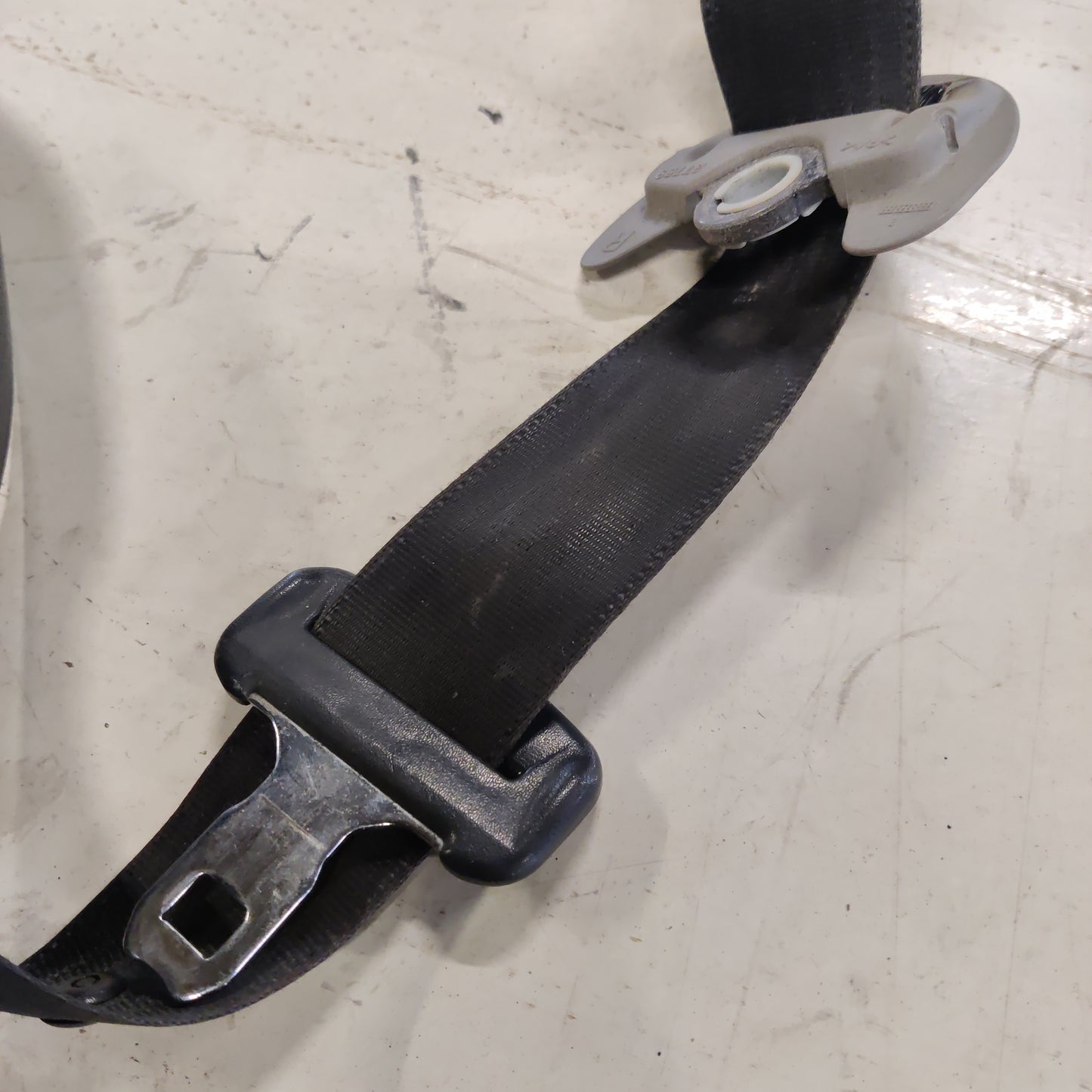 Turvayö oikea, etu Toyota RAV 4 III 2.0 4WD 2006, H073818, 7Q1410-P