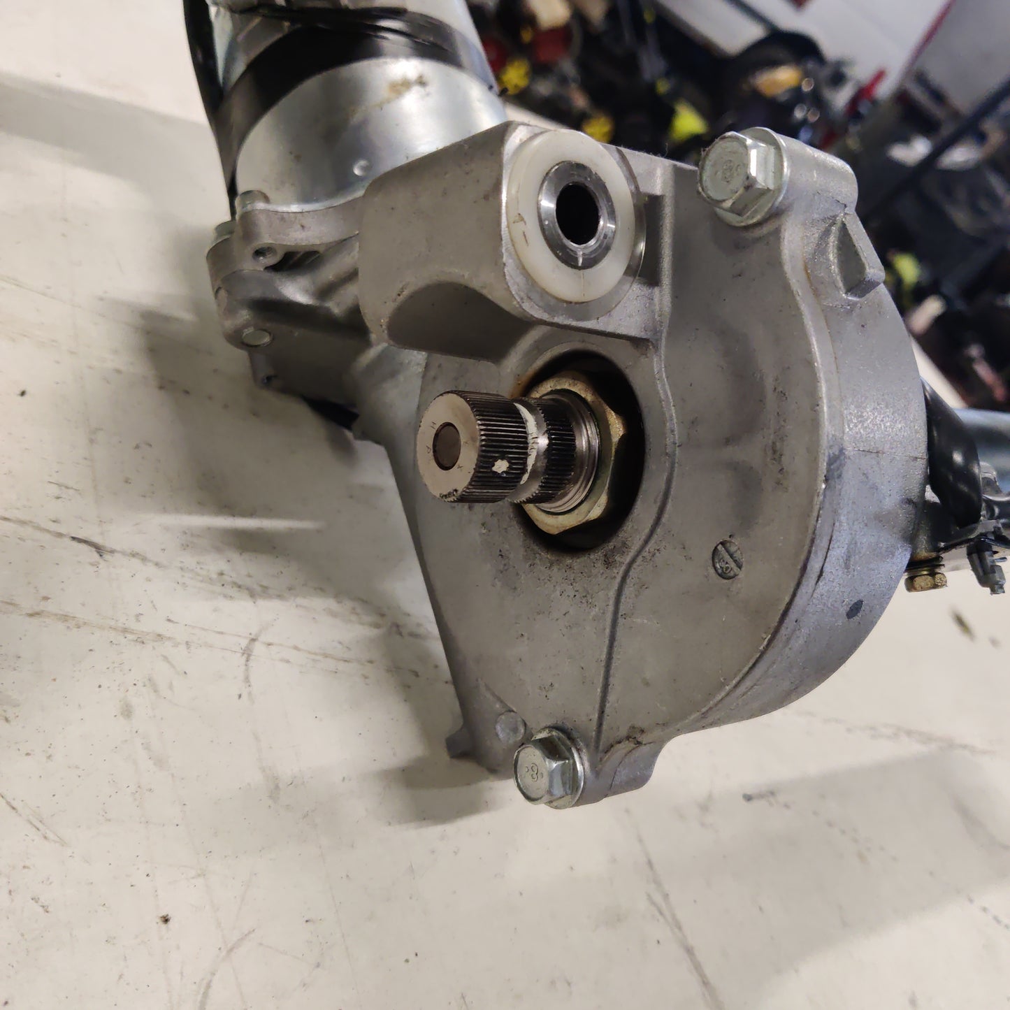 Sähköinen ohjaustehostin / ohjauspyöräakseli Toyota RAV 4 III 2.0 4WD 2006, BD0038, L00062081316