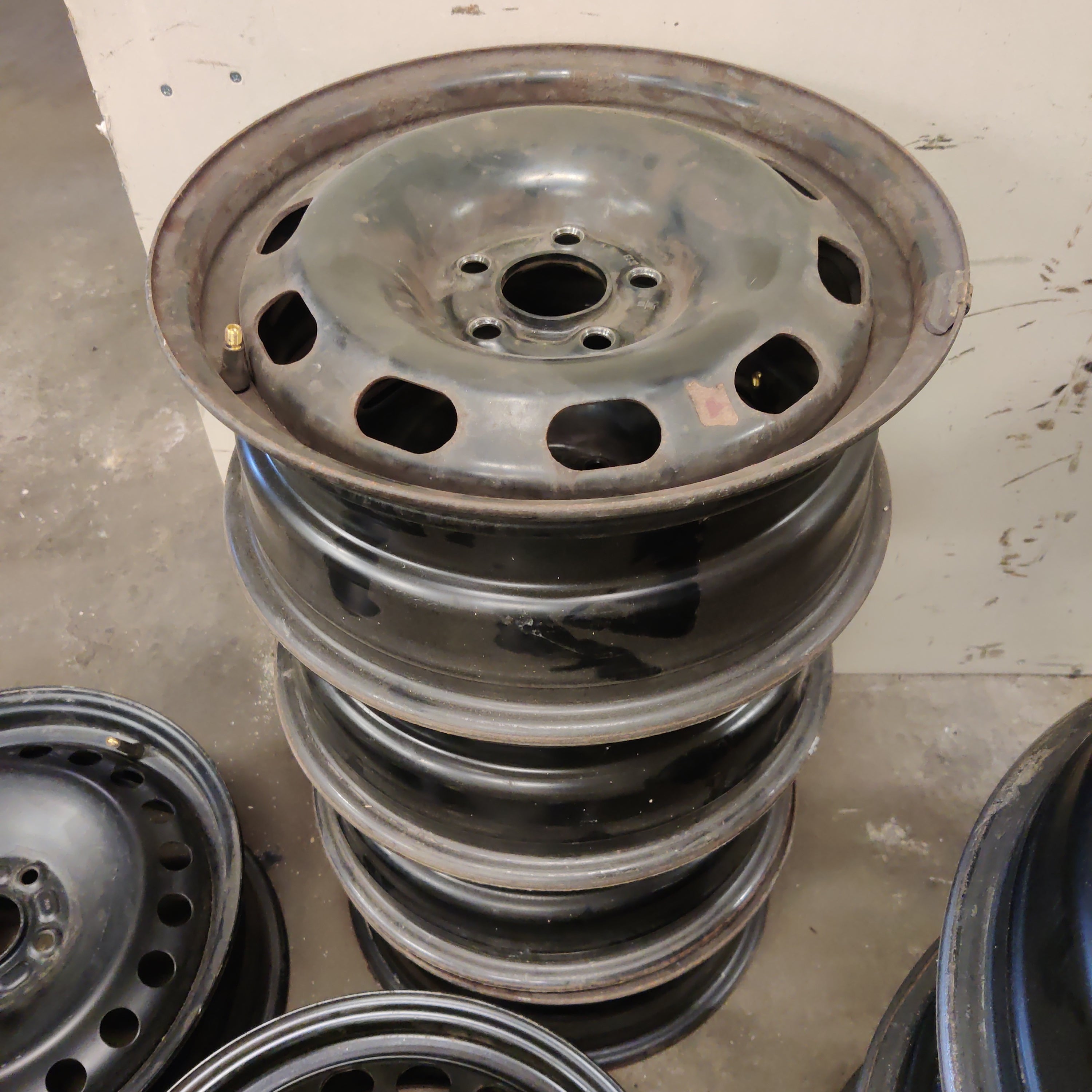 Peltivannesarja 15" 5x100 VW GOLF IV (1998-2006) 1J0601027H KÄYTETTY