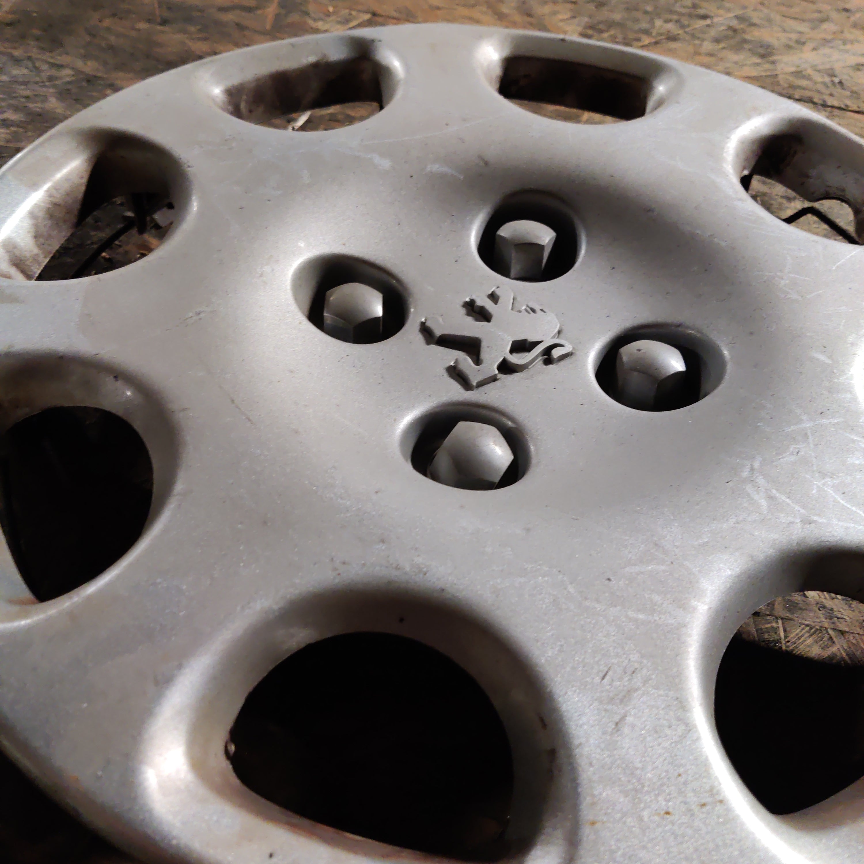 Pölykapseli 1 kpl 14" Peugeot 206 9648316280