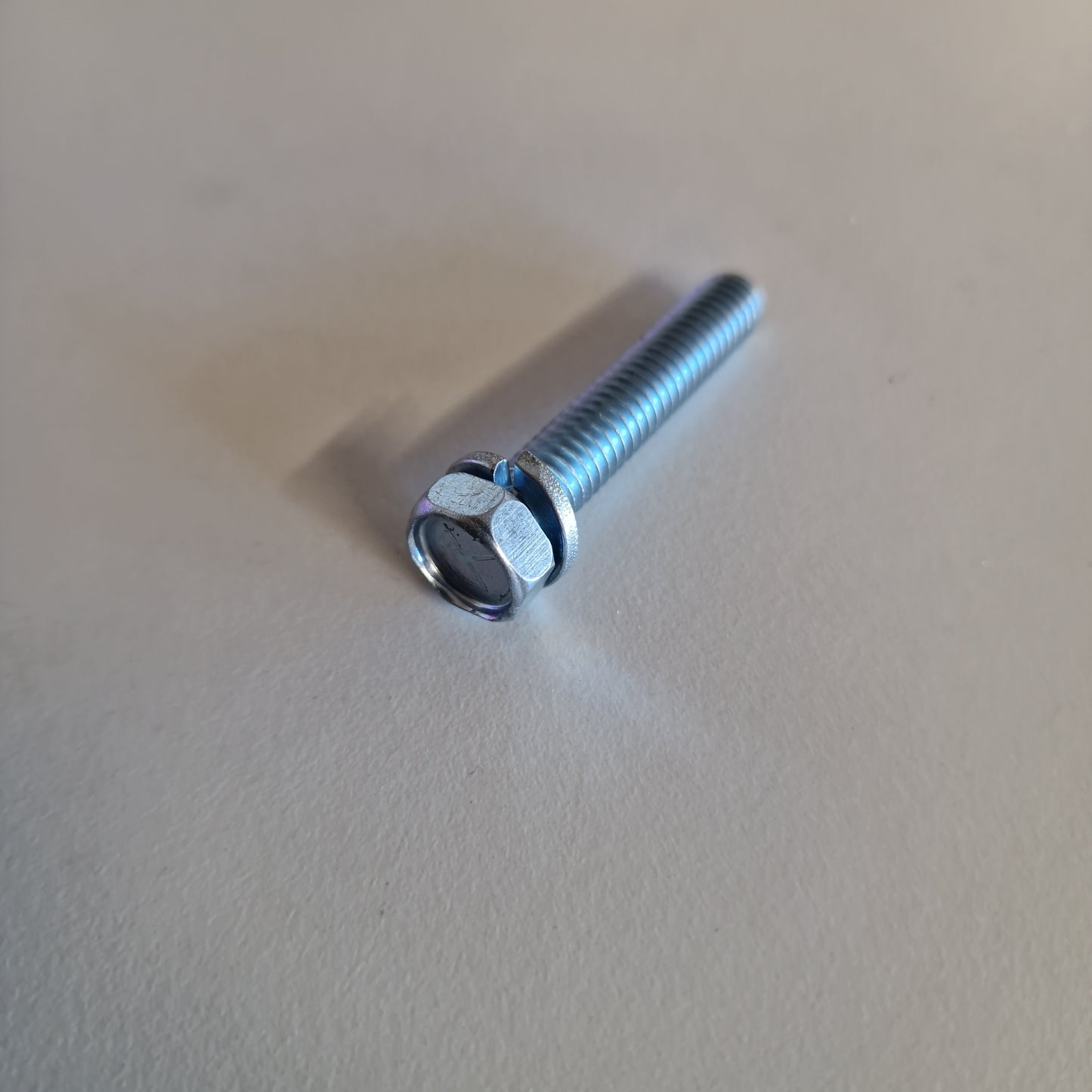 Ruuvi 2 kpl pakkaus B&S 94102