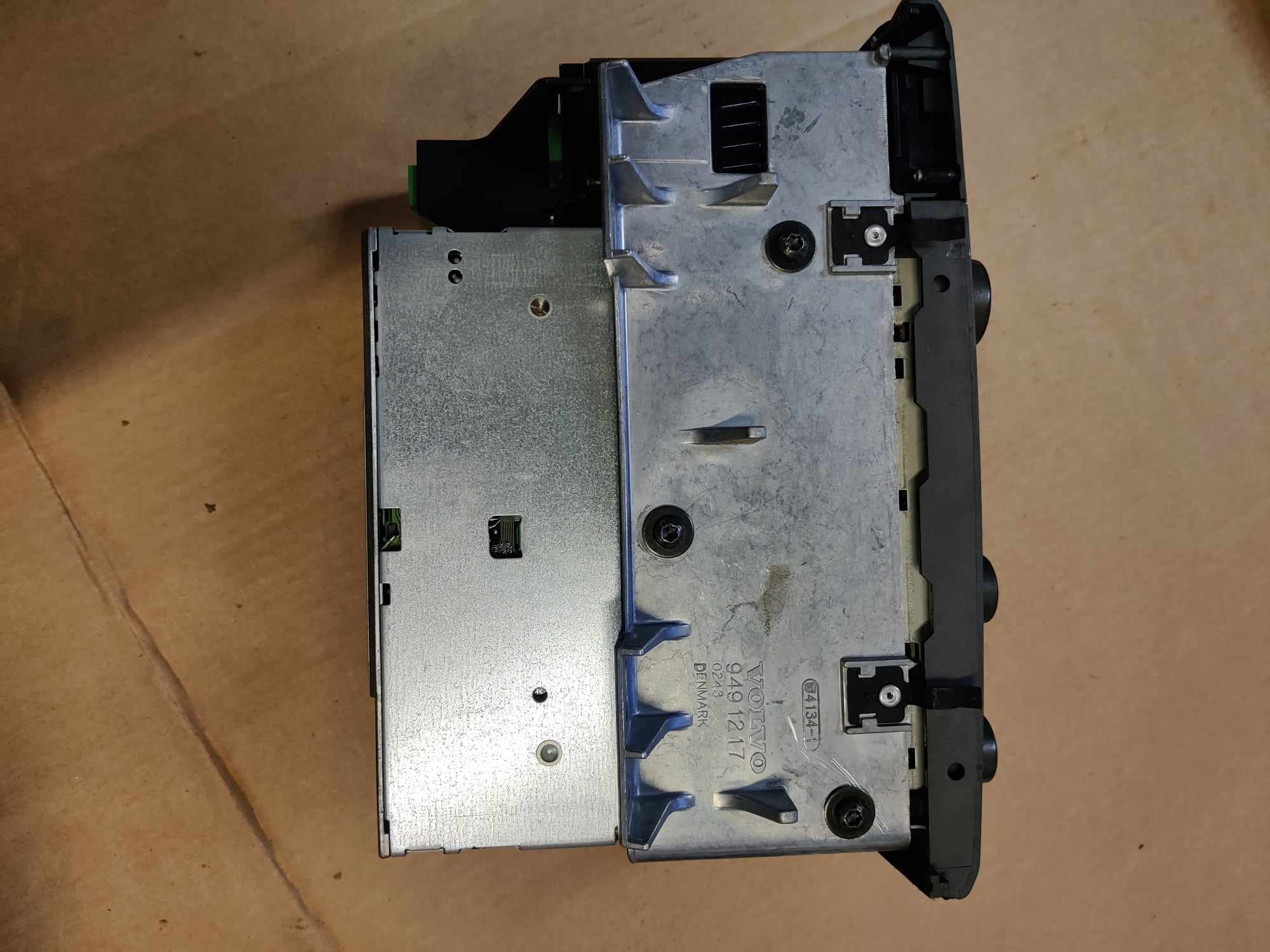 Radio/CD / DVD/ GPS-pääyksikkö Volvo S80 I (184) 2.4 1999, 9491217, 9496562-1
