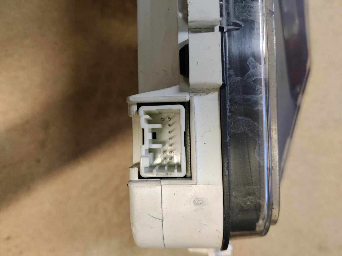 Mittaristo Volvo V50 1.8 bensa 2004 30710071