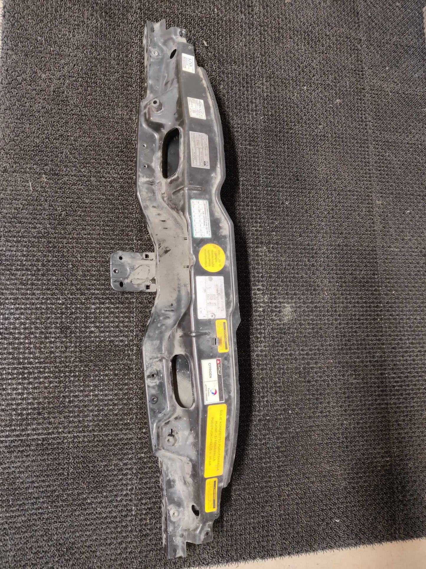 Etukannen lukkopelti / Palkki, Citroen Jumper II Bussi 2.2 HDi 100 2010