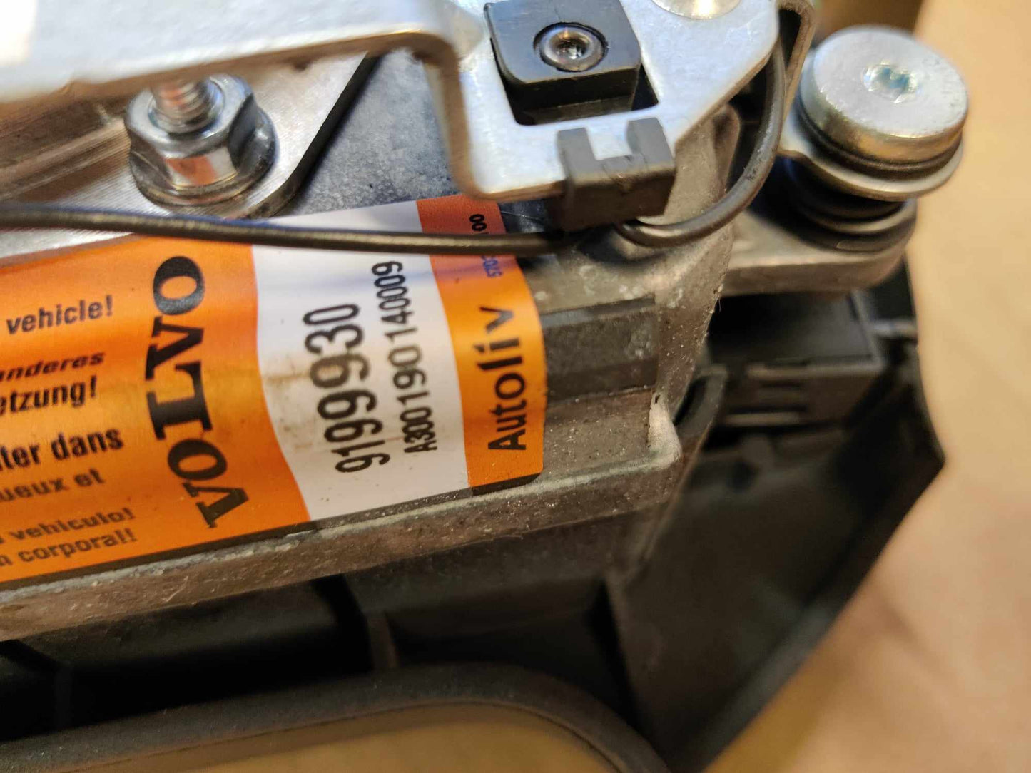 Ohjauspyörän turvatyyny Volvo S80 I (184) 2.4 1999, 9199930