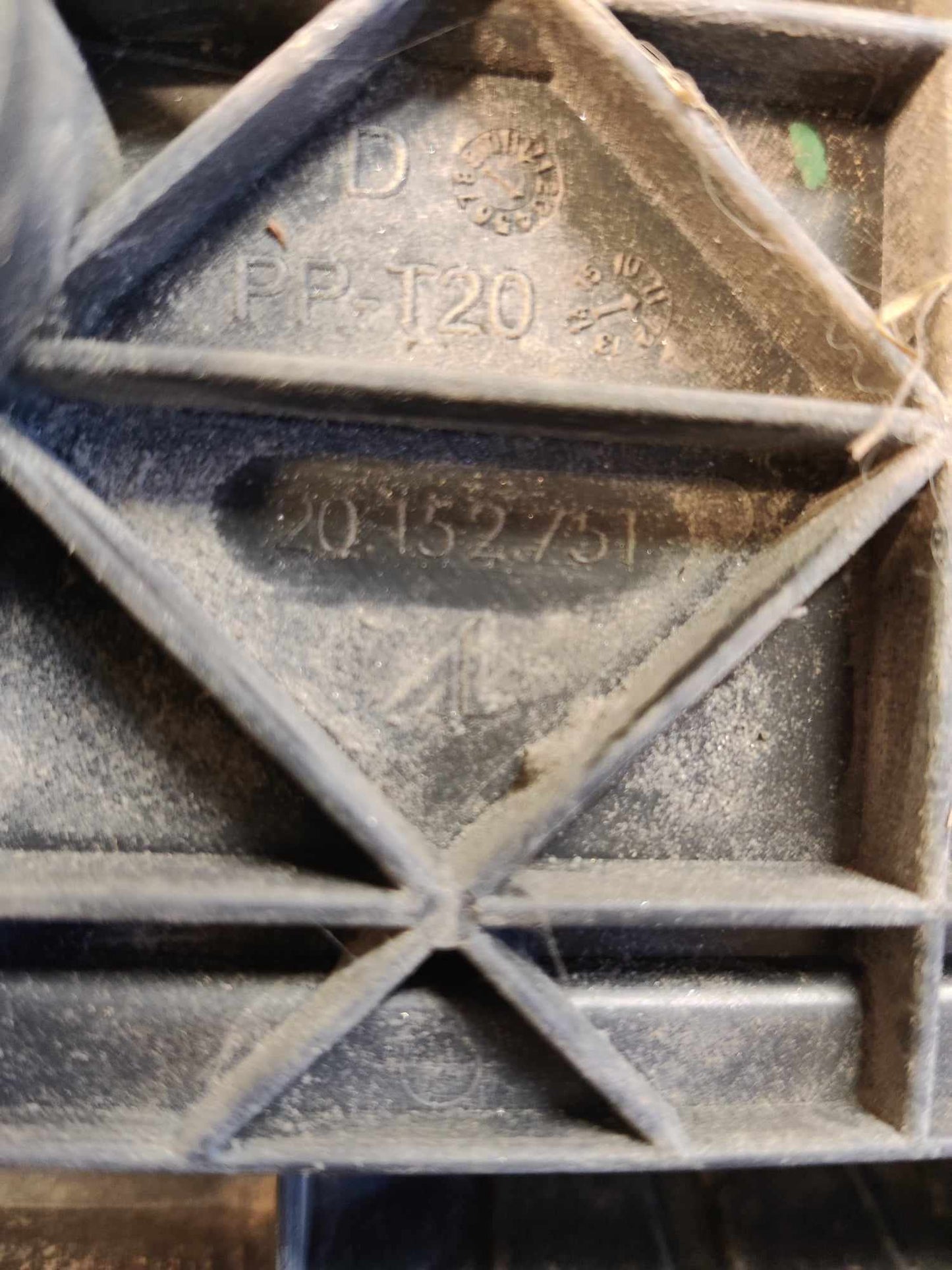 Takavalo oikea Citroen Jumper II Bussi 2.2 HDi 100 2010