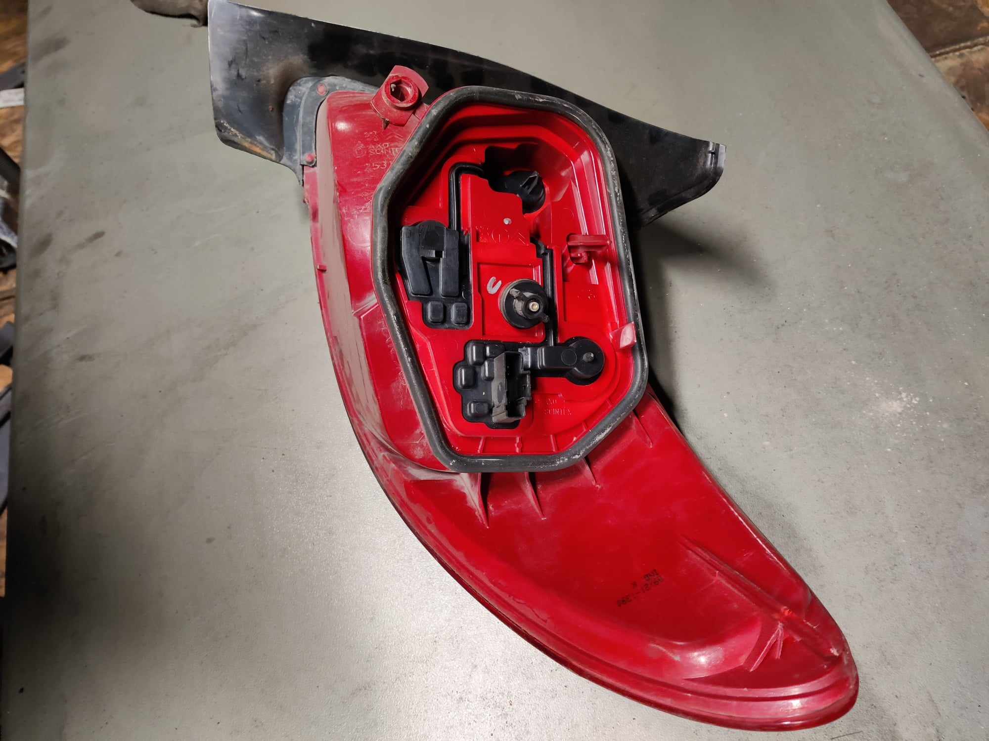 Takavalo vasen Peugeot 206 1998-2009, 2531
