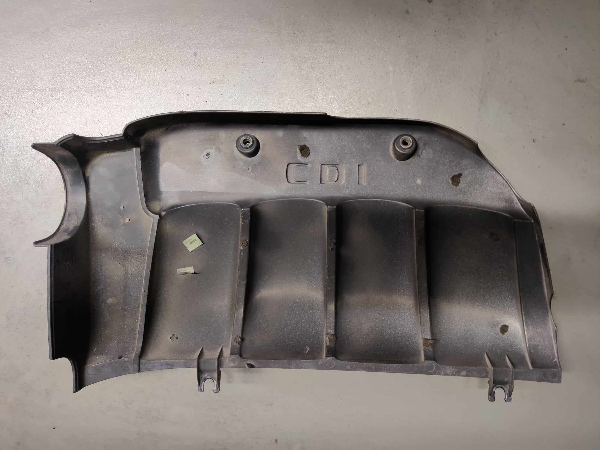 Moottorin koppa MB E-Class 2002-2009 A6110101167