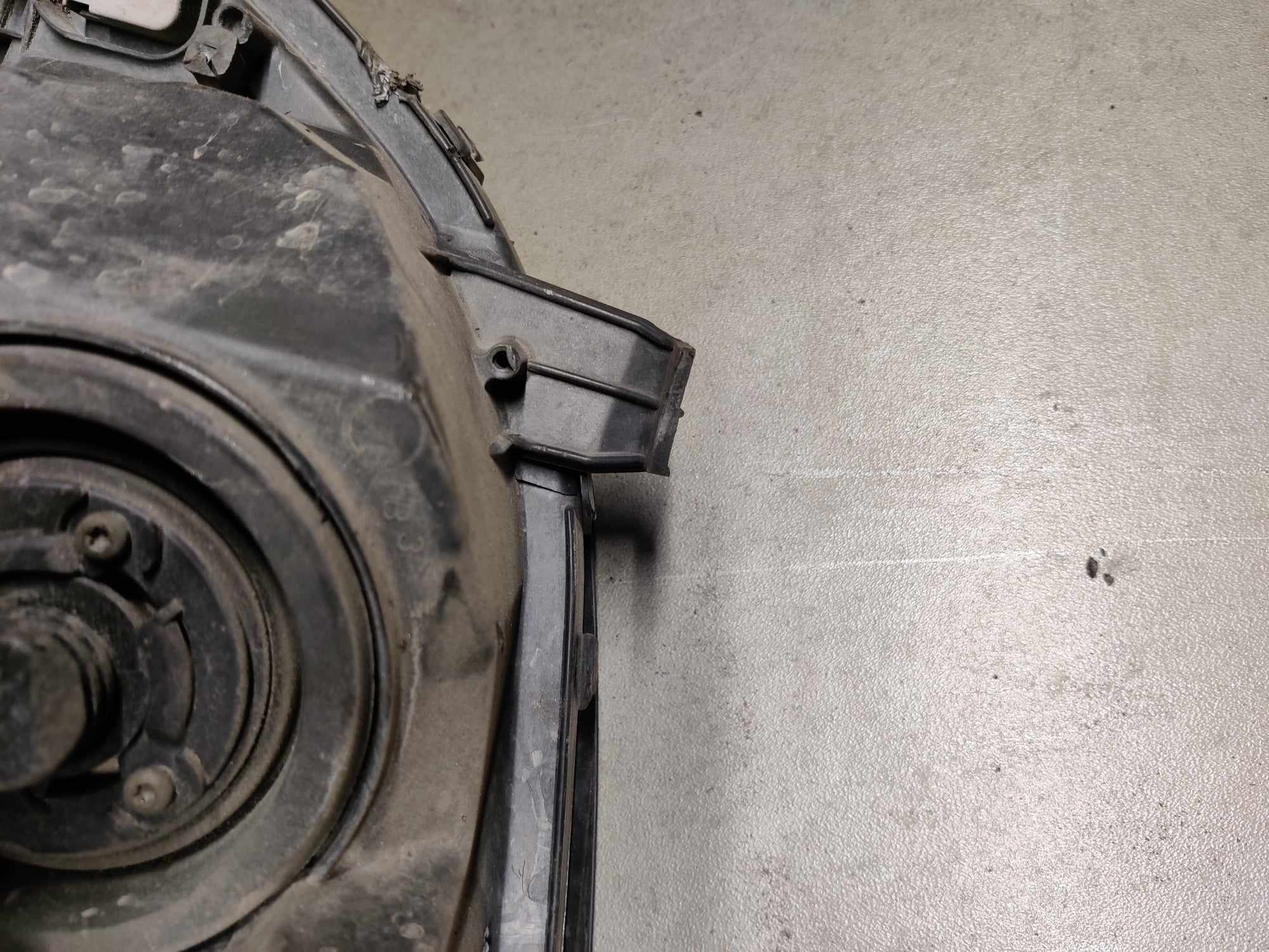 Ajovalo, oikea Opel Zafira A 1999-2005, 89100055