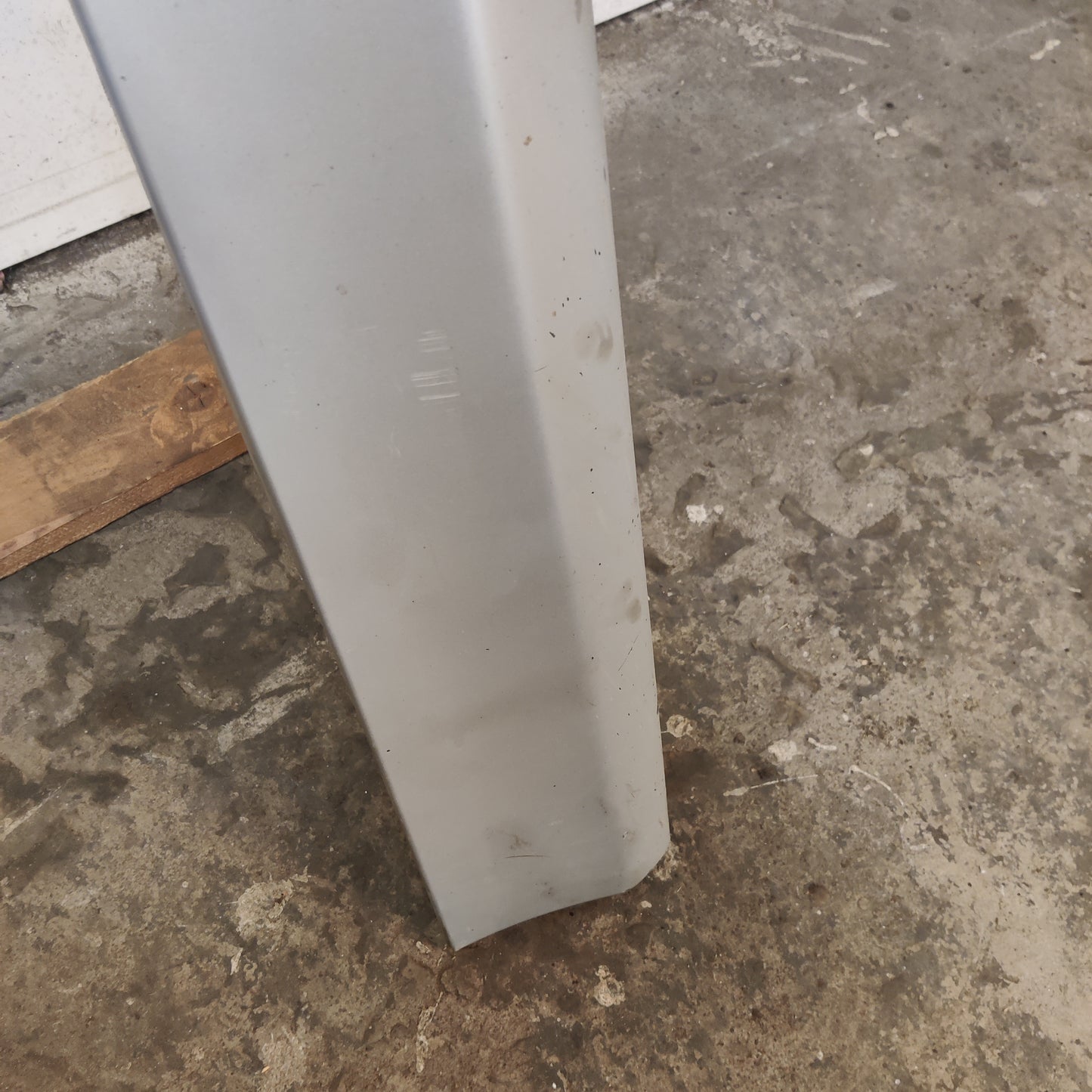 Helmalevike BMW 320 D E91 Diesel, 2006