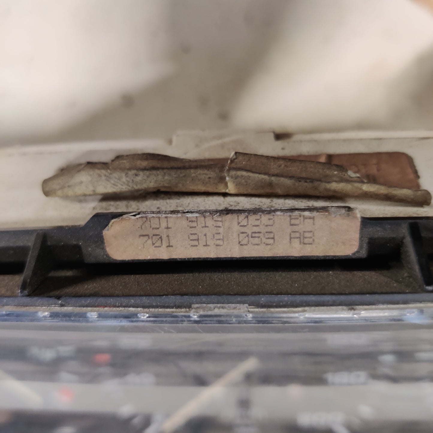 Mittaristo VW Passat B3/B4 (3A2, 35I) 1988-1997, 81117657