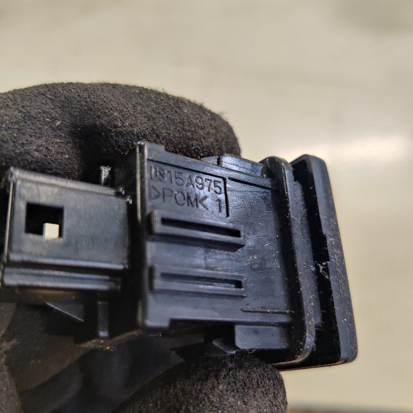 Ajovalojen pesijän katkaisin Toyota RAV 4 III 2.0 4WD 2006, 15A975