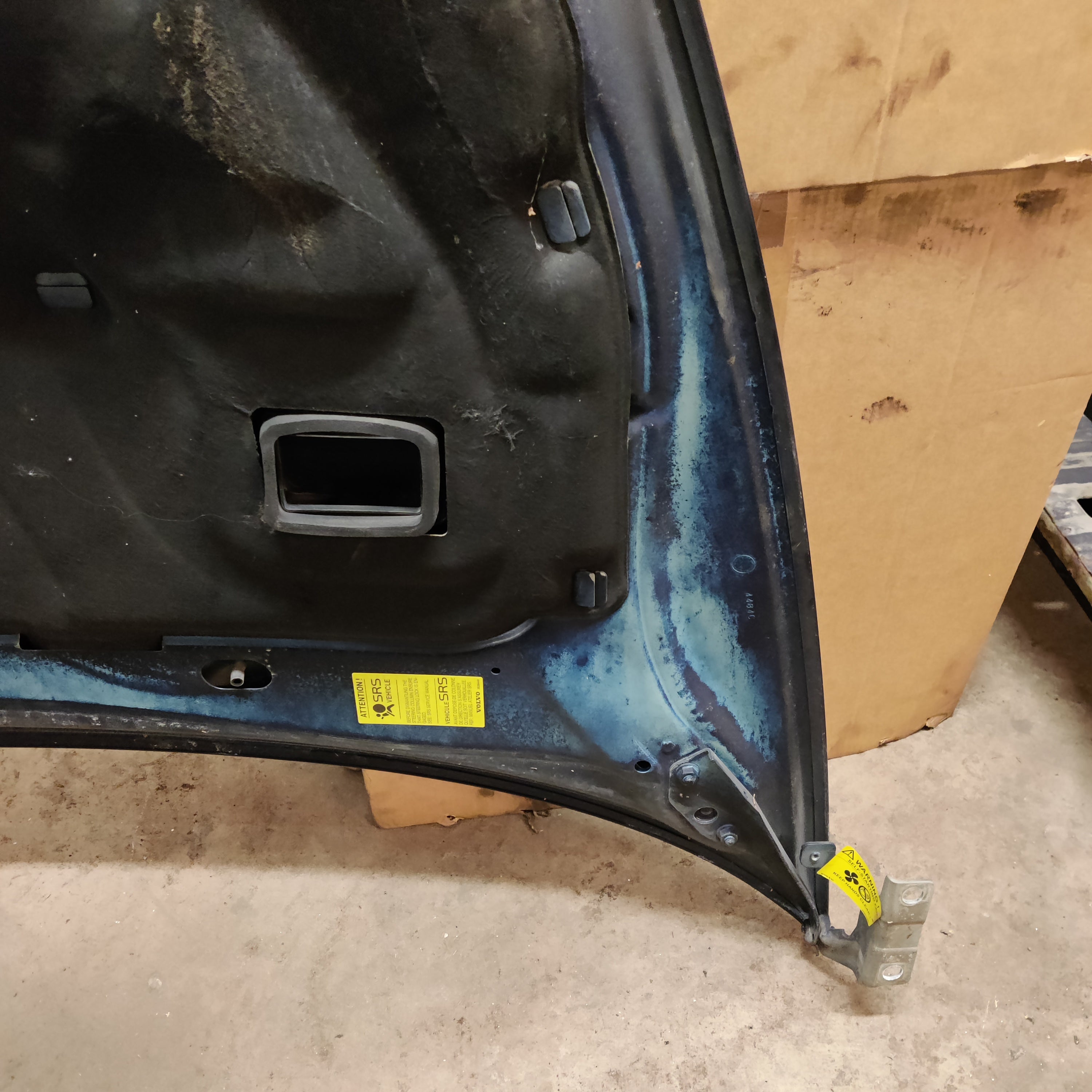 Etukansi Volvo V50 1.8 bensa 2004