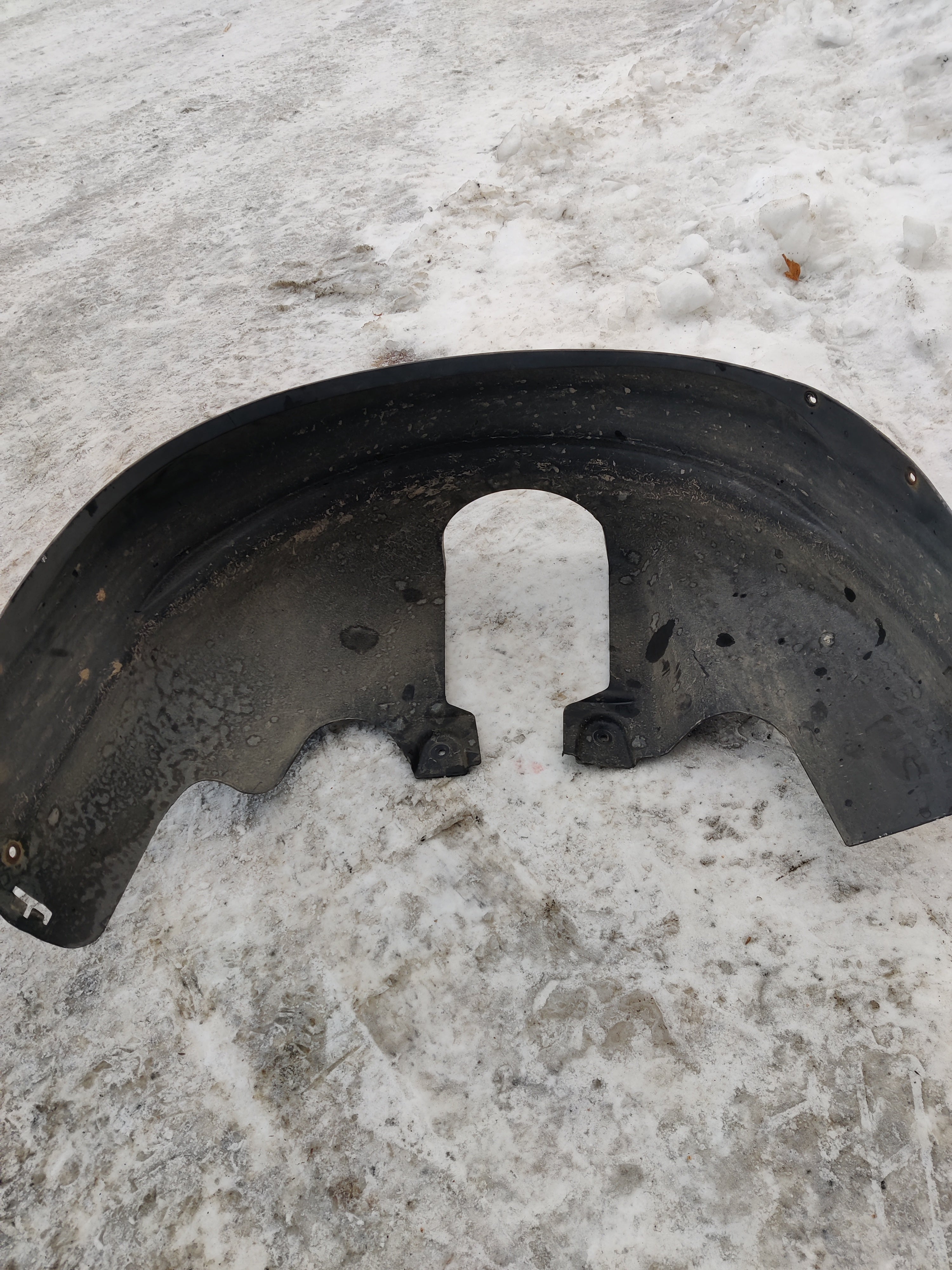 Takalokasuojan roiskesuojat Sisä, vasen, taka, Volvo V50 1.8 bensa 2004, 30678139
