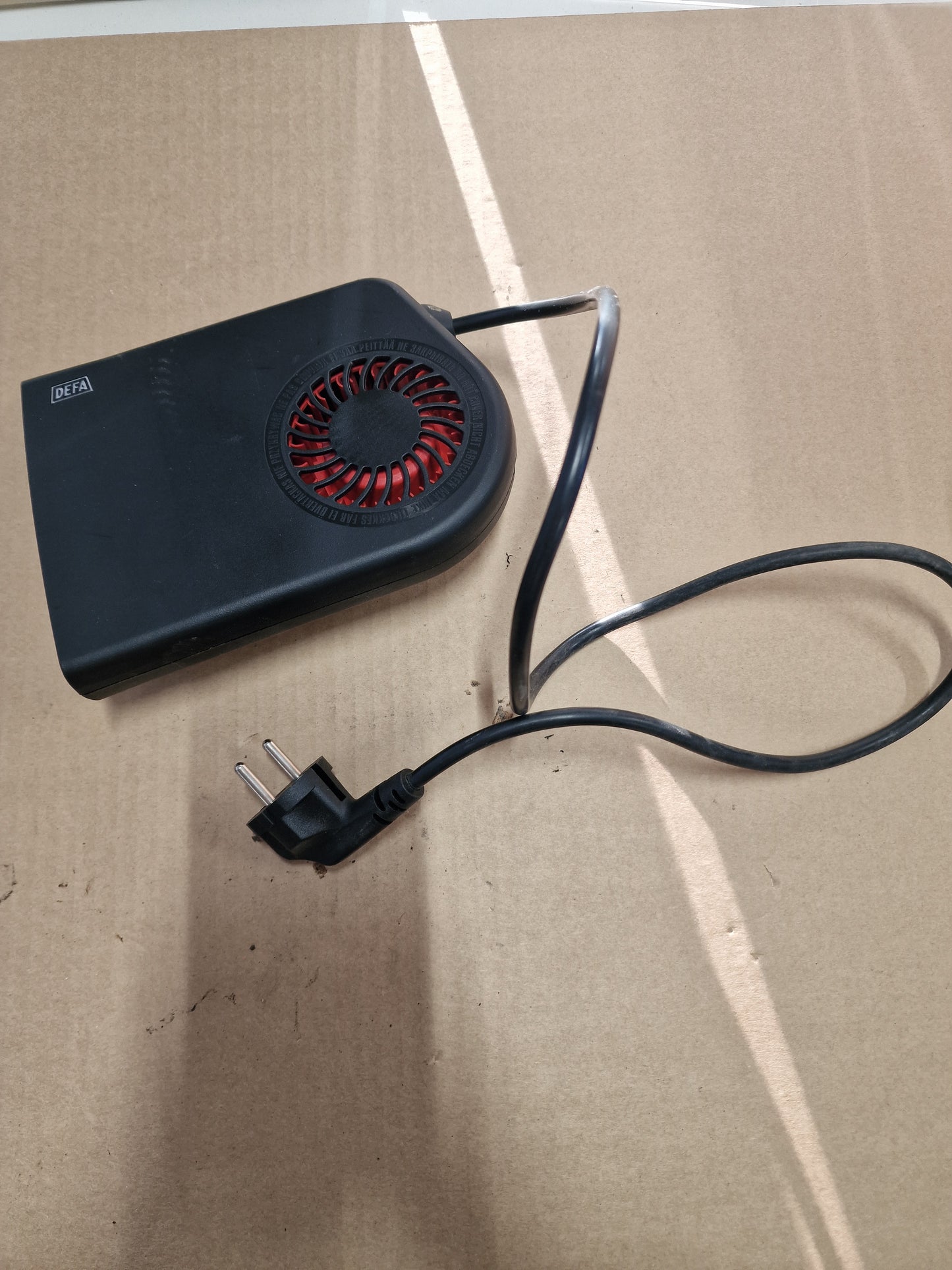 Defa sisätilalämmitin 1200W, käytetty