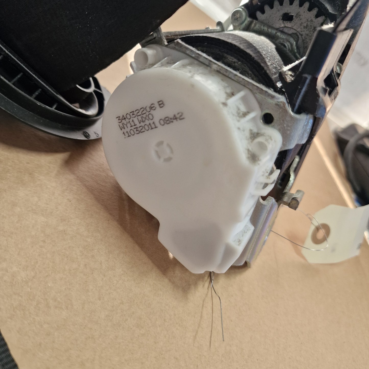 Turvavyö etu vasen Volkswagen Passat B7 Variant 365 1.6 TDI diesel 2011, 3C18577659