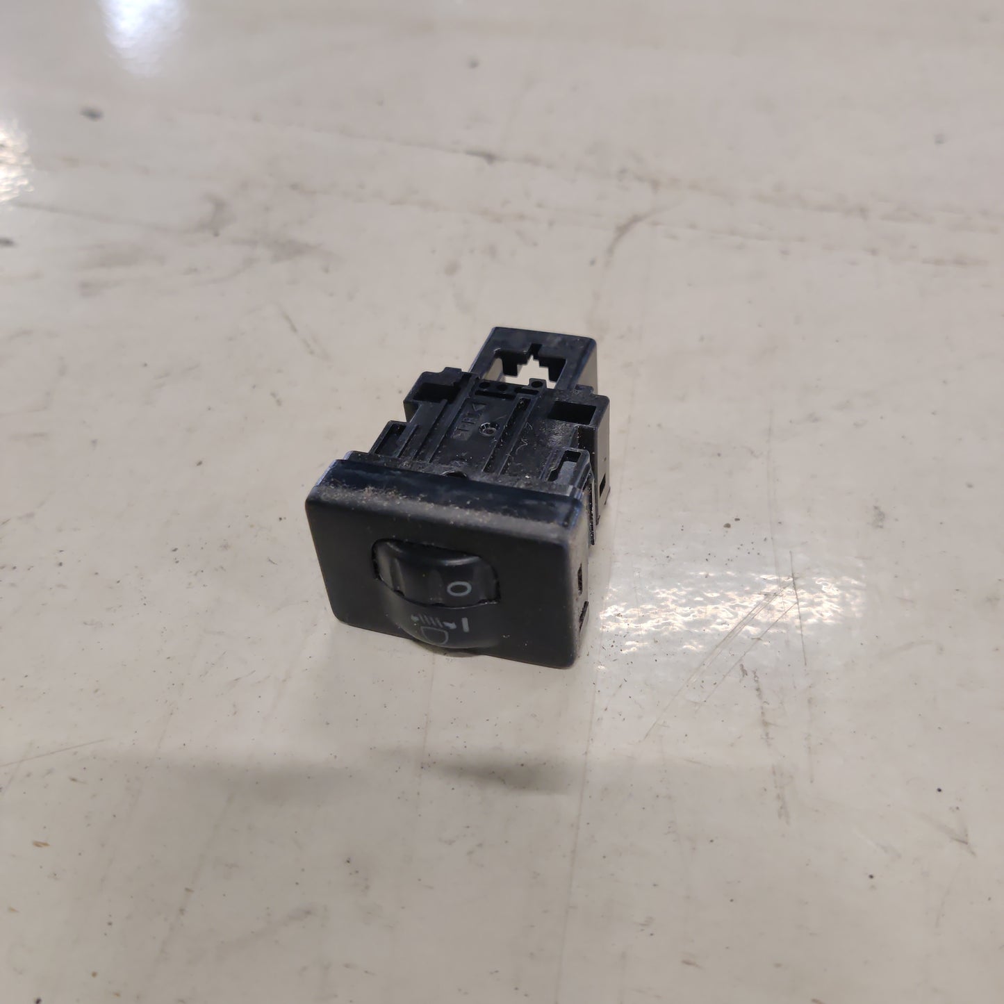 Ajovalojen korkeudensäätö katkaisin Toyota RAV 4 III 2.0 4WD 2006, 134159