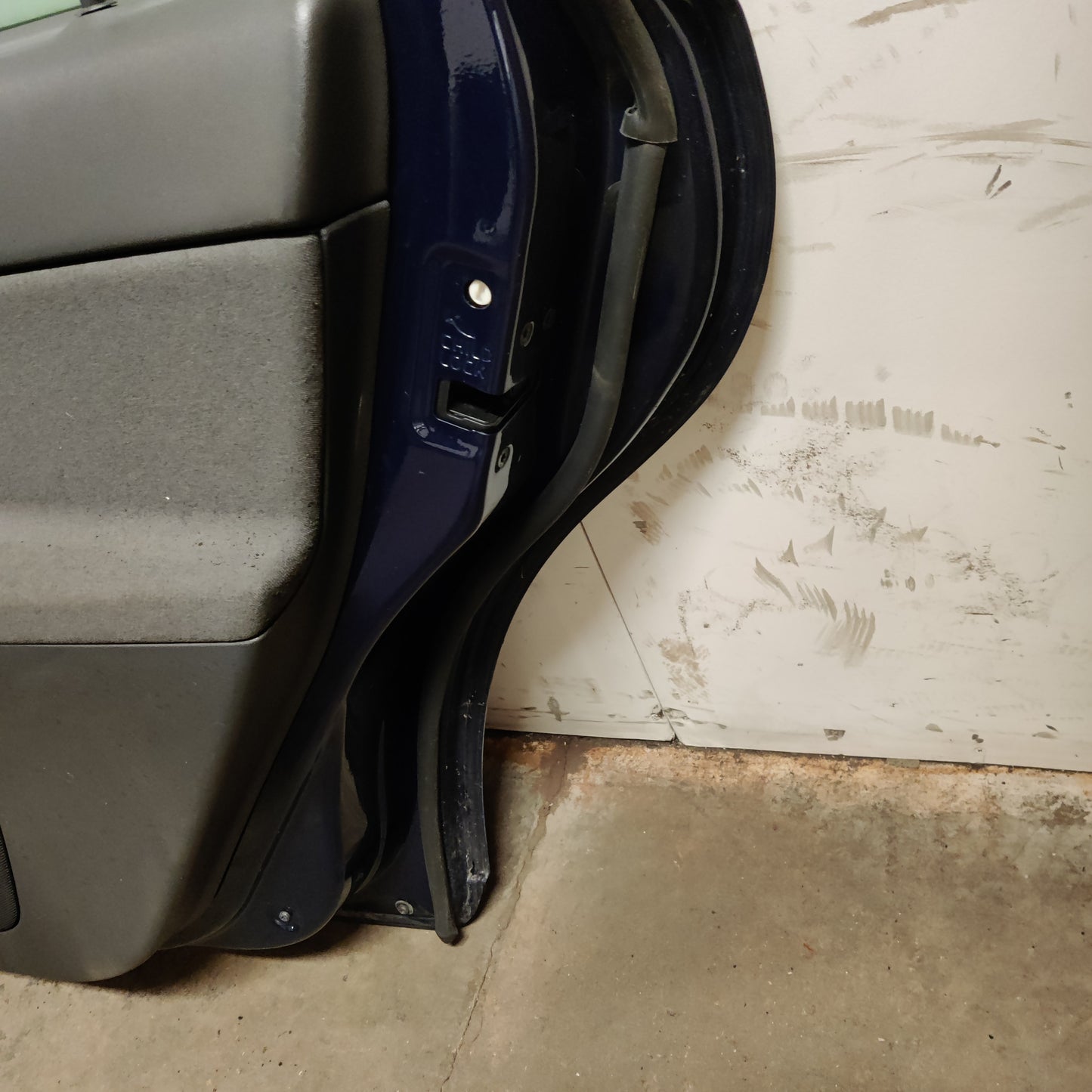 Takaovi, oikea Volvo V50 1.8 bensa 2004