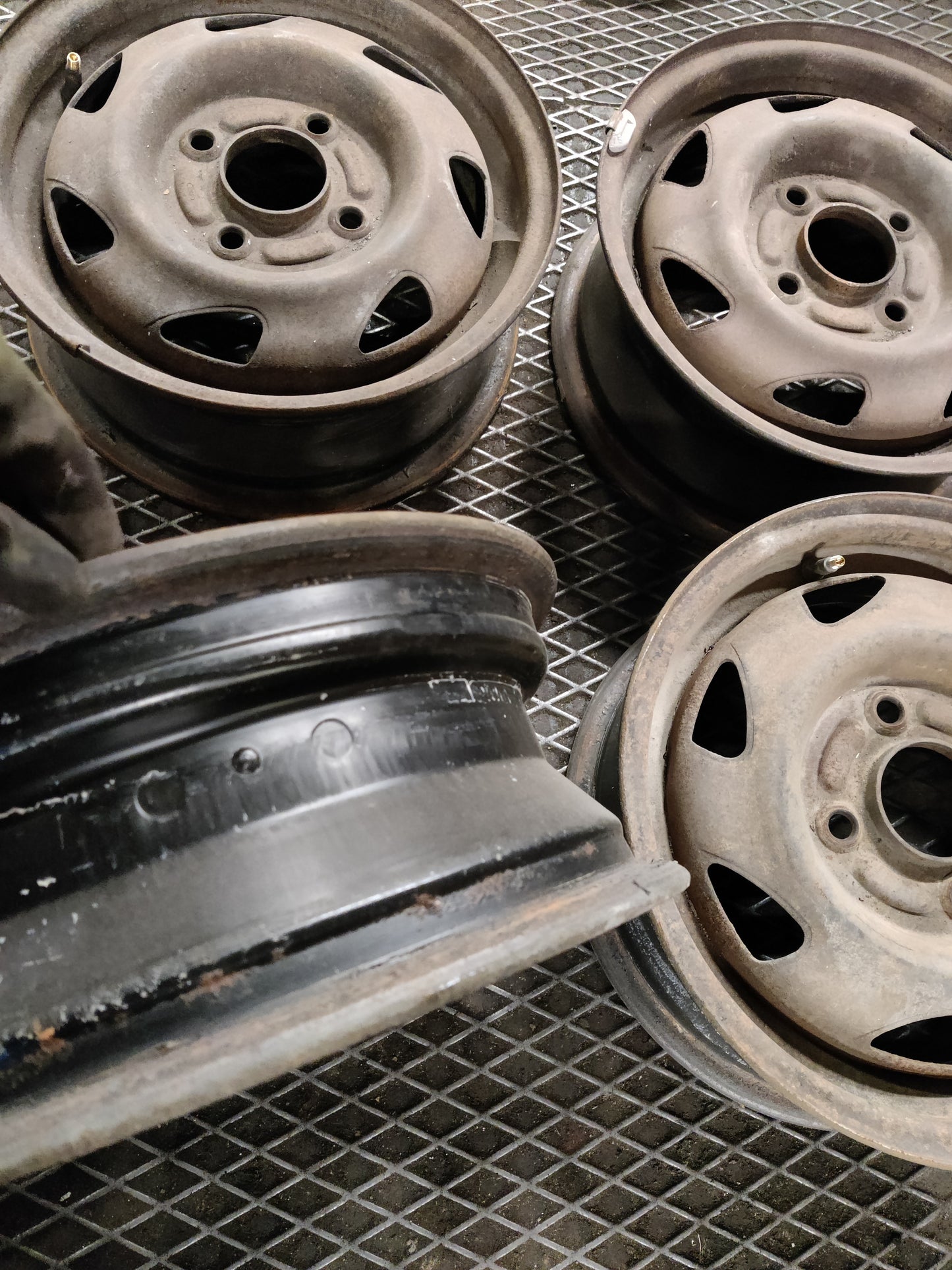 Peltivannesarja Ford 0001007 13" 4x108 KÄYTETTY