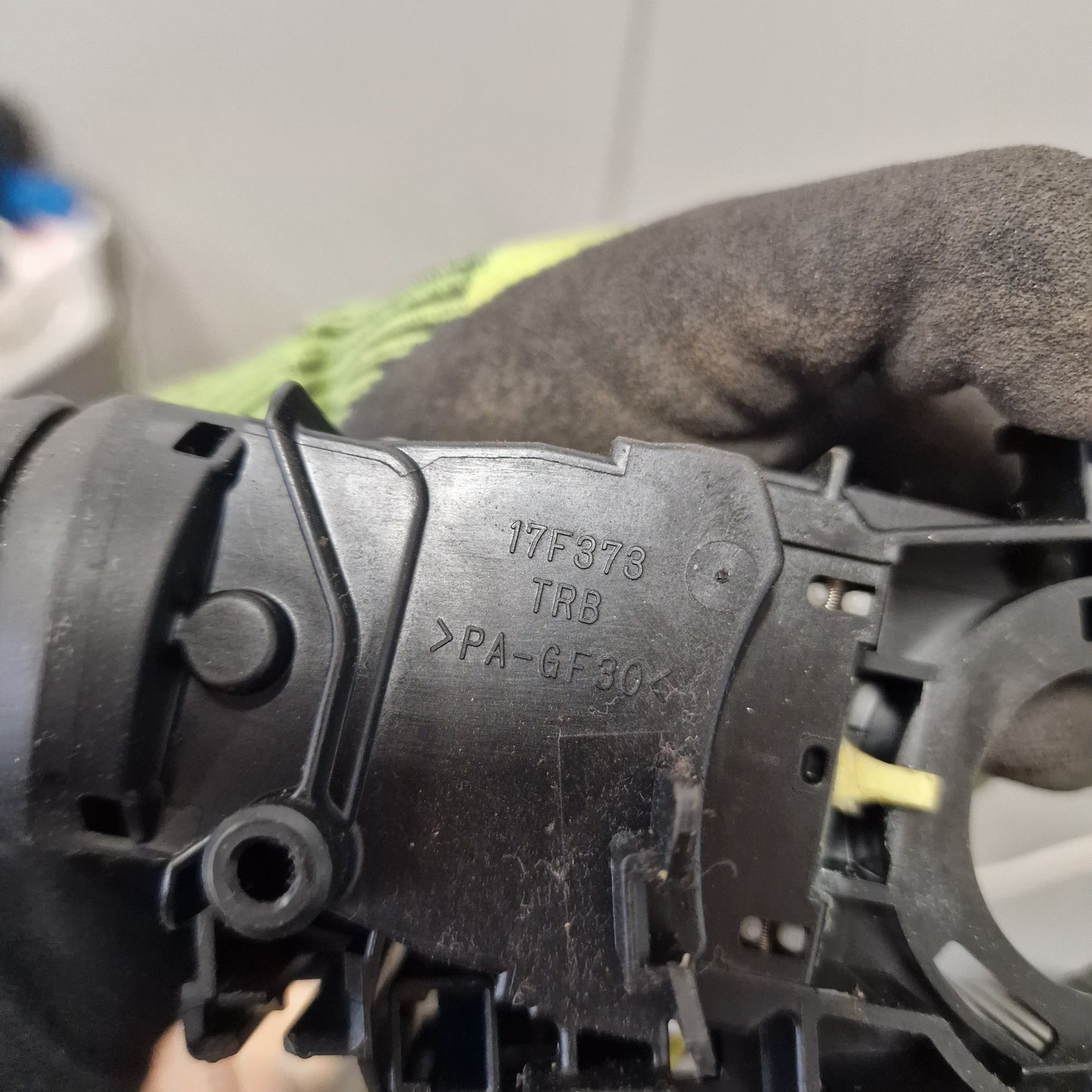 Monitoimikatkaisin vilkku/valo Toyota Avensis StW (T27) 1.8 farmari bensiini 2009, 173832