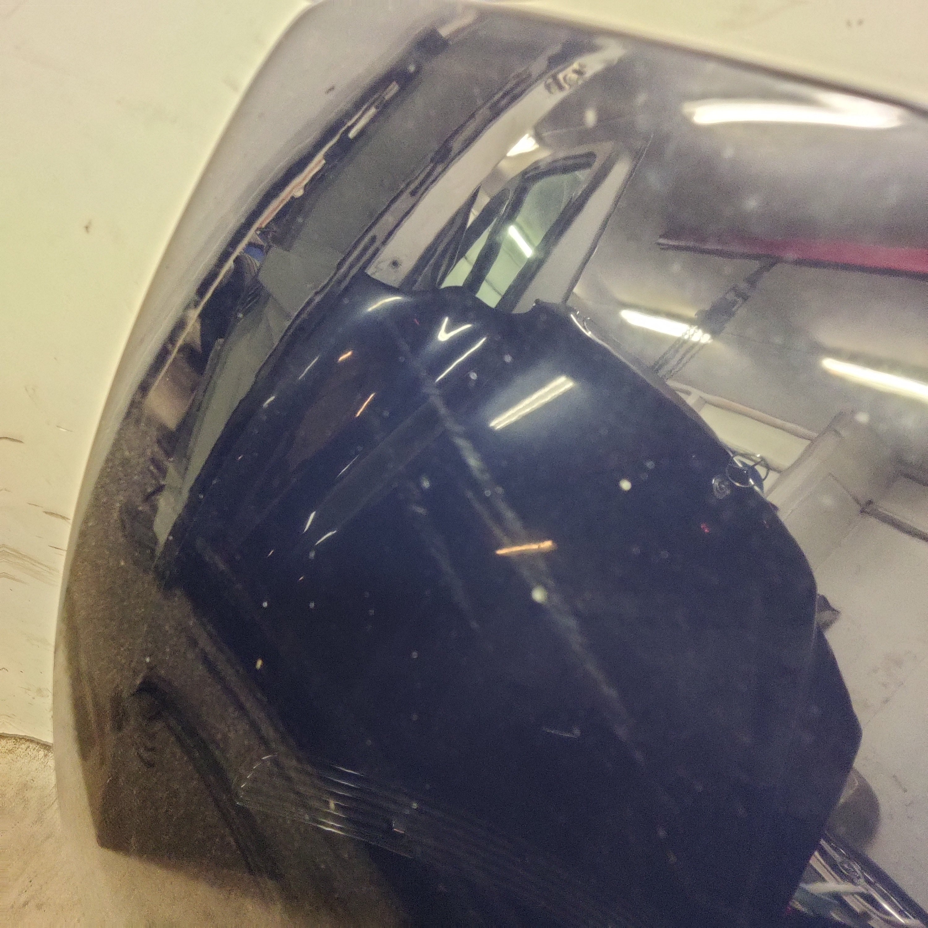 Etukansi Volvo V50 1.8 bensa 2004