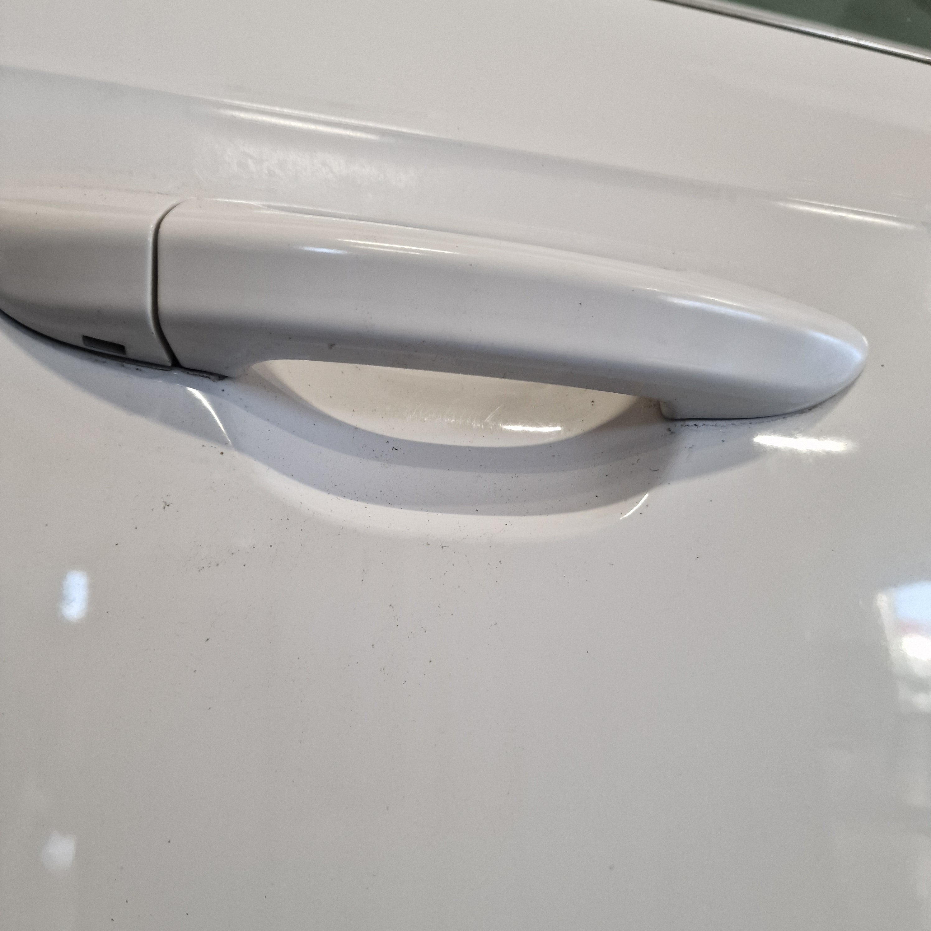 Etuovi, oikea Volkswagen Passat B7 Variant 365 1.6 TDI diesel 2011