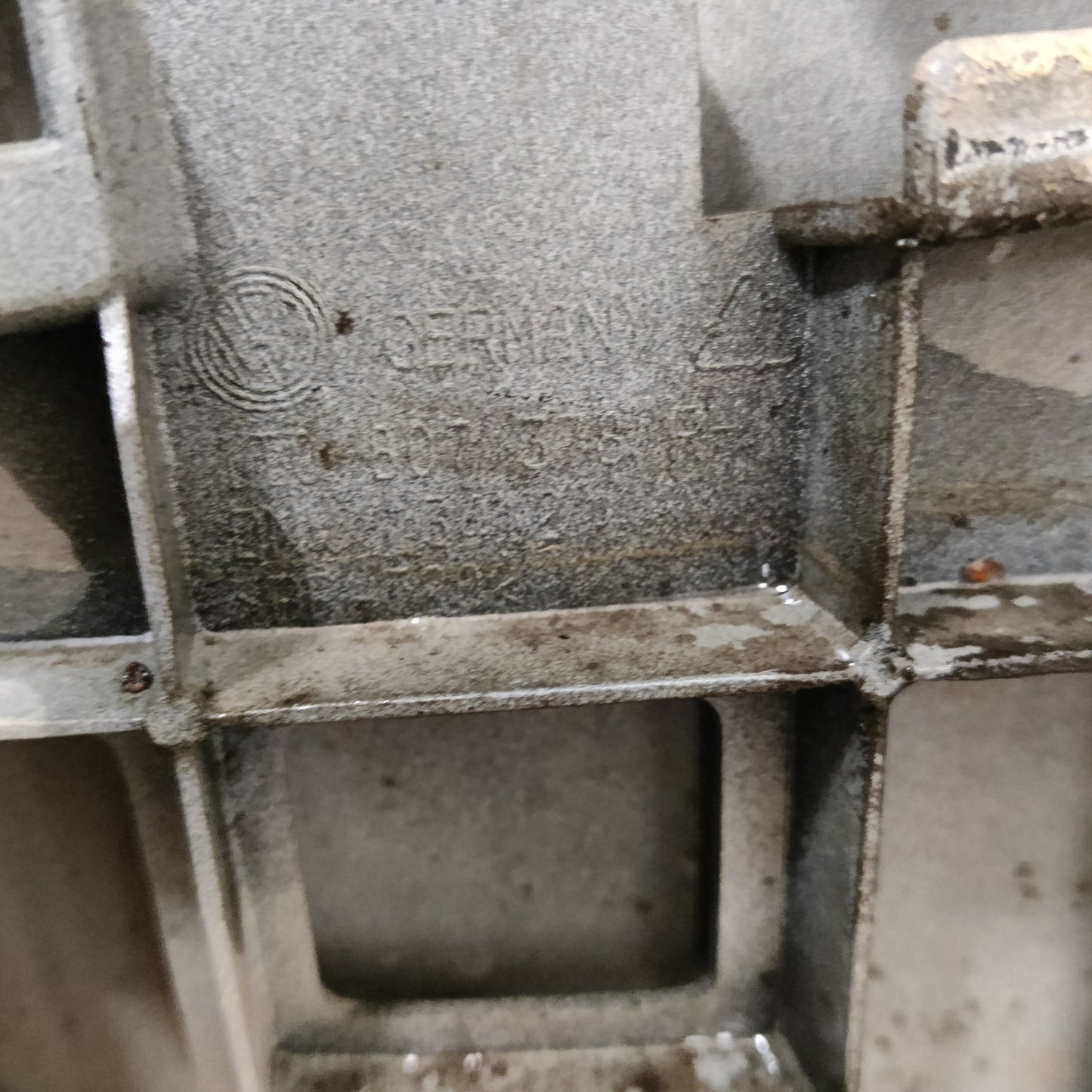 Takapuskuri VW Touran (1T1, 1T2) 1.9 TDI 2009