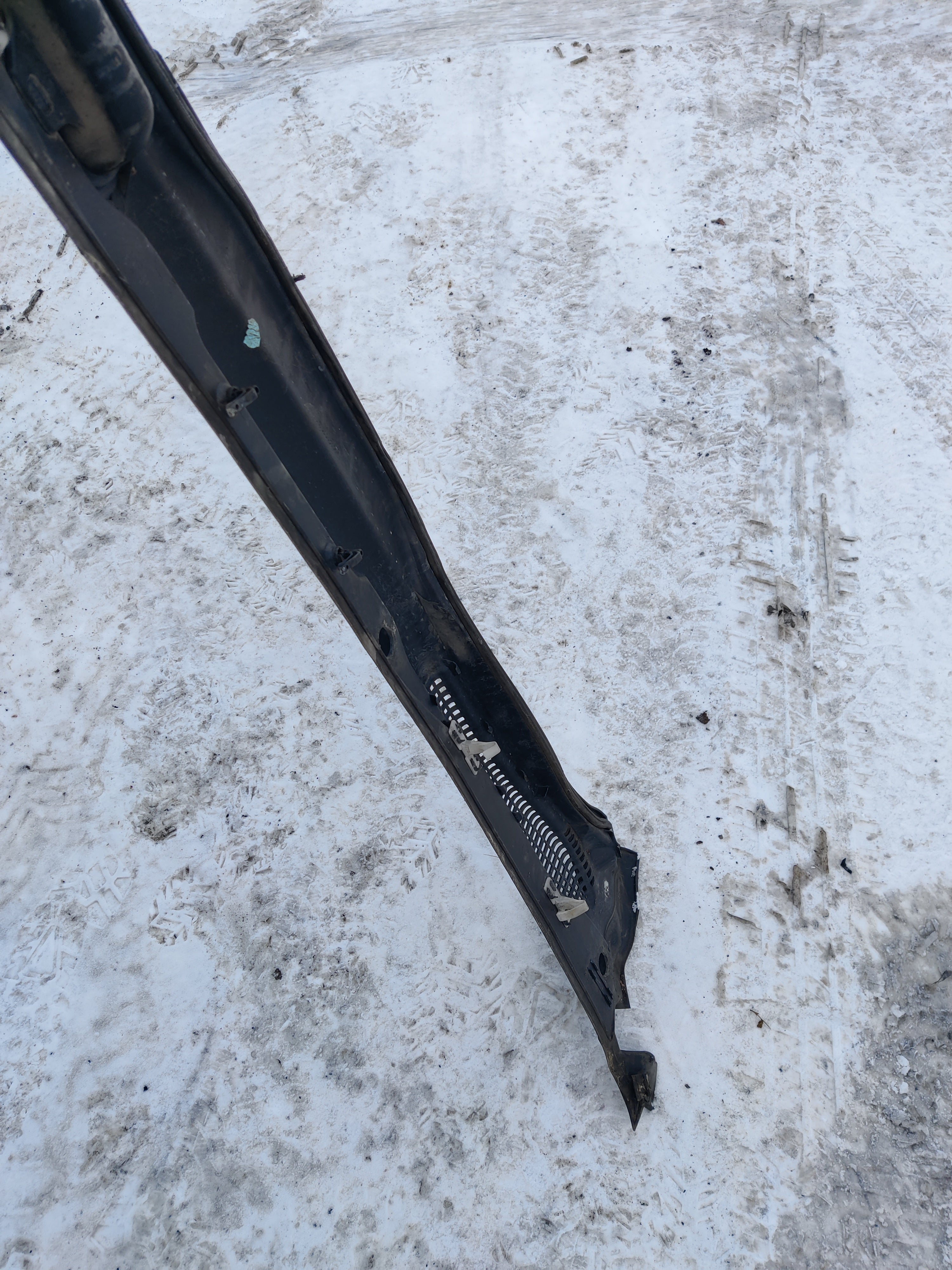 Tyhjennys kanava Volvo V50 1.8 bensa 2004, 30716315